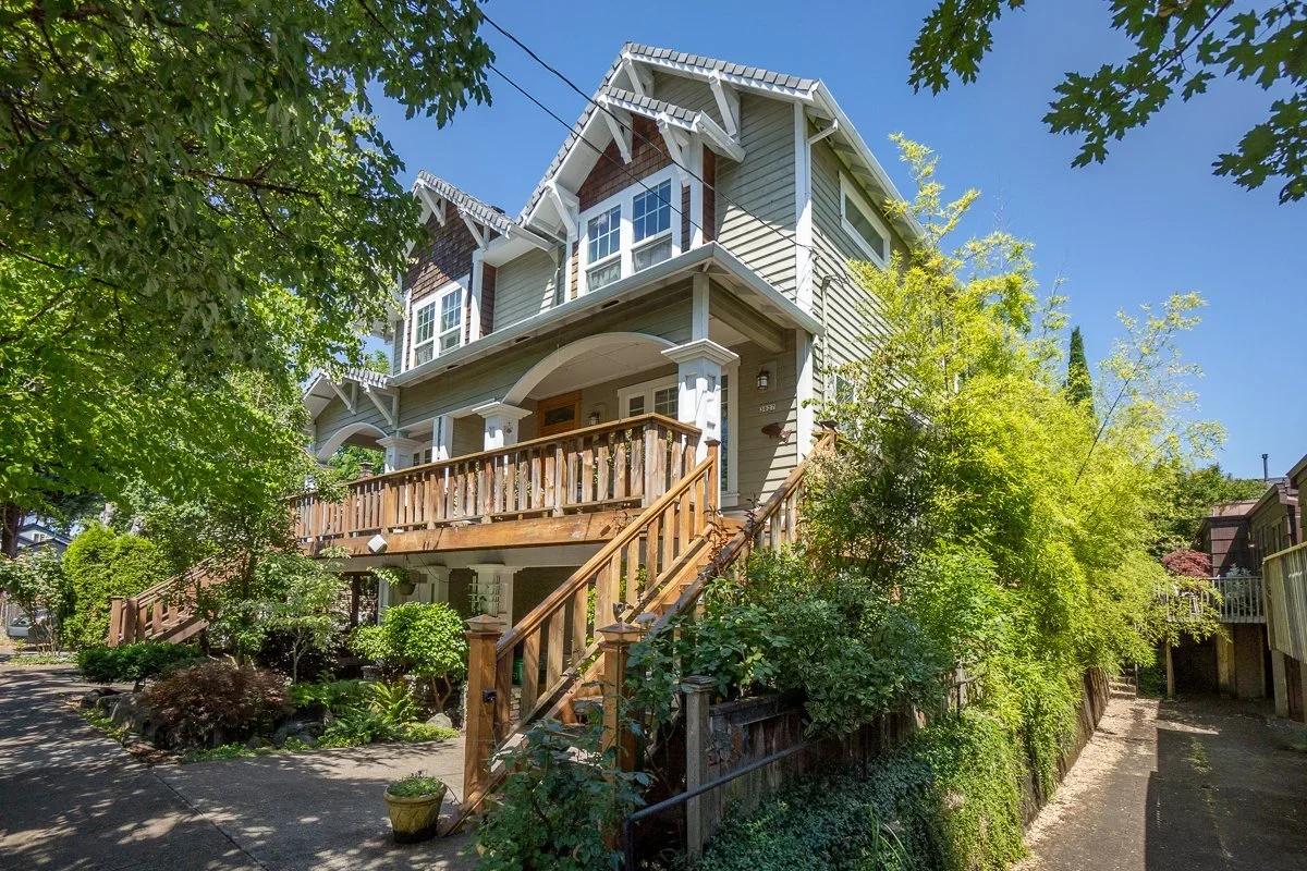 3627 SE Madison.webp