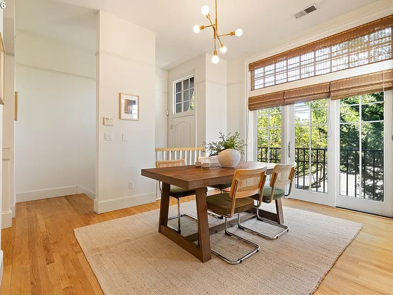 1518 SE 30th - 6.webp