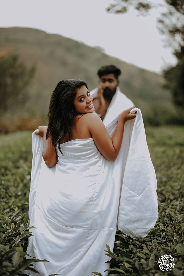 100+ Pre-wedding Cool Beach Photo Shoot Ideas for Couples