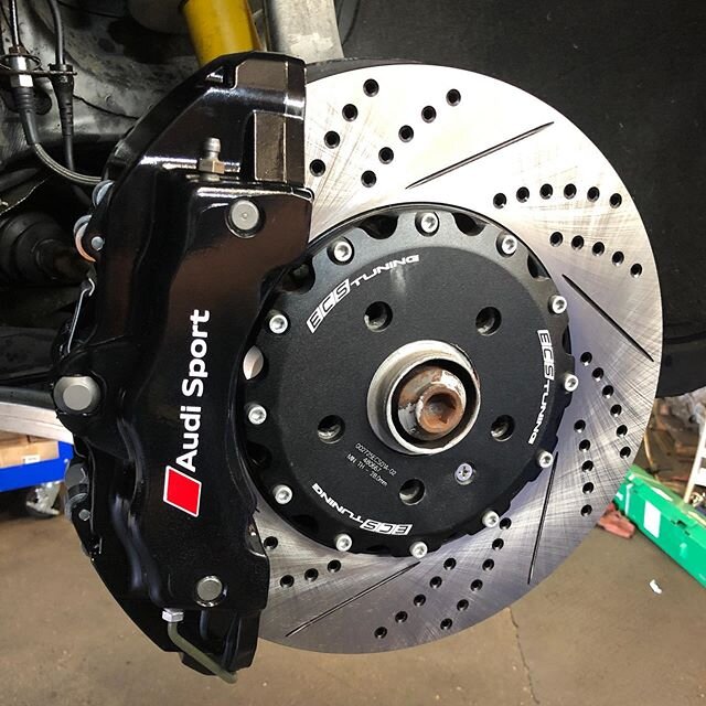 Killer brakes for this S4 today! #brembo #18z #bigbrakeswap #massivebrakes #sciperformance #Audi #S4 #b6s4avant