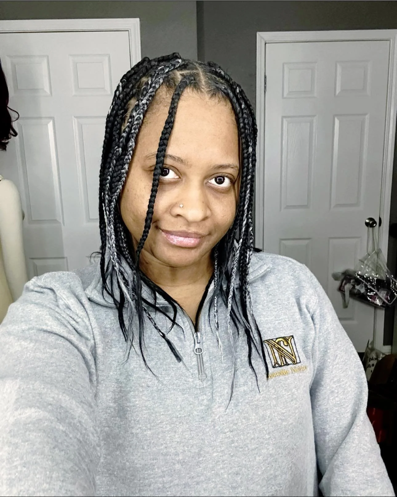 Hope everyone is enjoying their holiday in style and comfort like me in my logo Fleece Pullover! 
❄️☃️🧤🧣
Www.jeanettenatrice.com 

#fallfashion #Holidays #holidayfashion #ReadyToWear #fashion #winter #winterseason #winterfashion