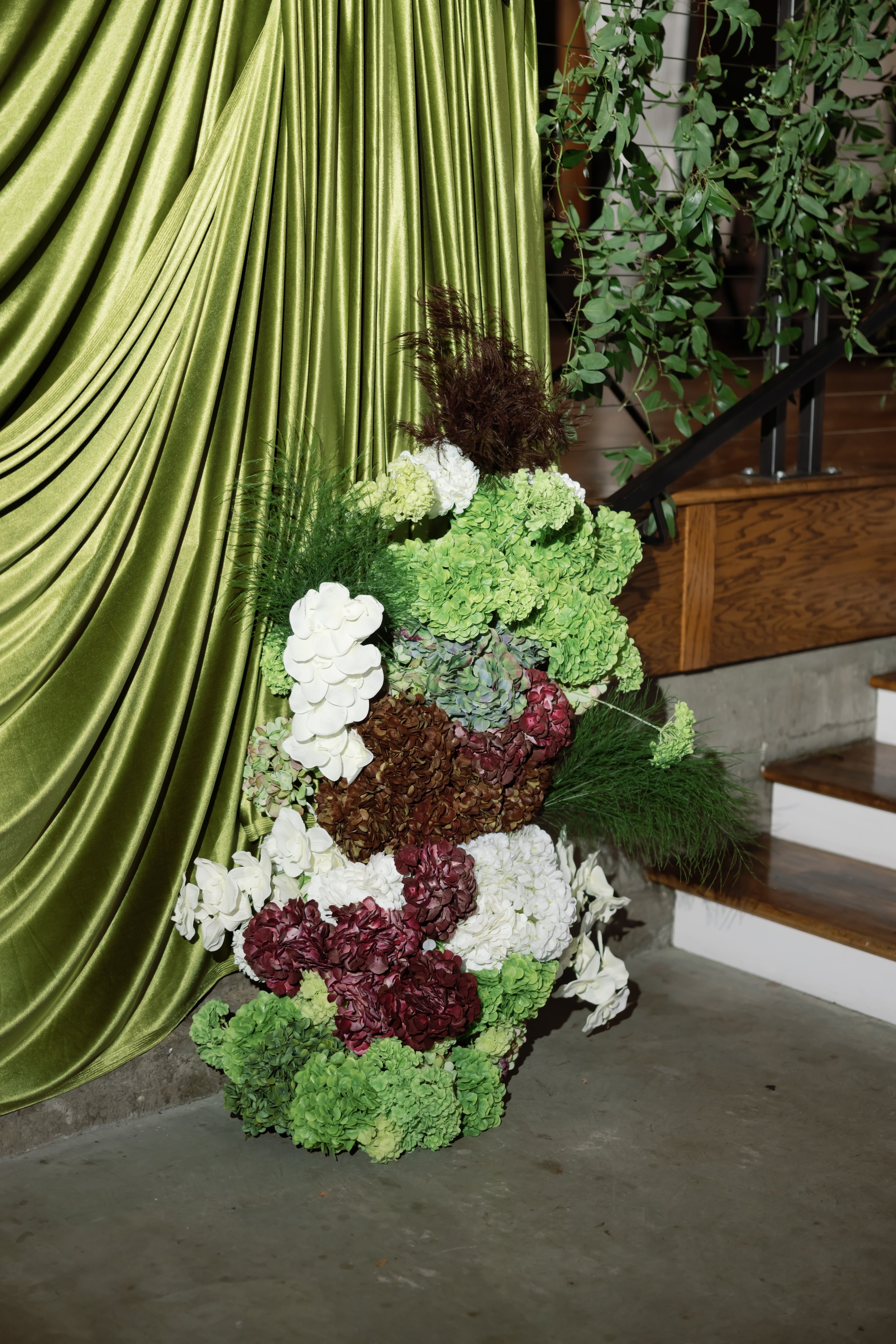 Draping: Monica Alley
Photographer:  @abbeyregnier.photography
Wedding Designer: @thirtyonethirtyevents
Florist:  @thebloomerykc
HMUA: @theposhkc
