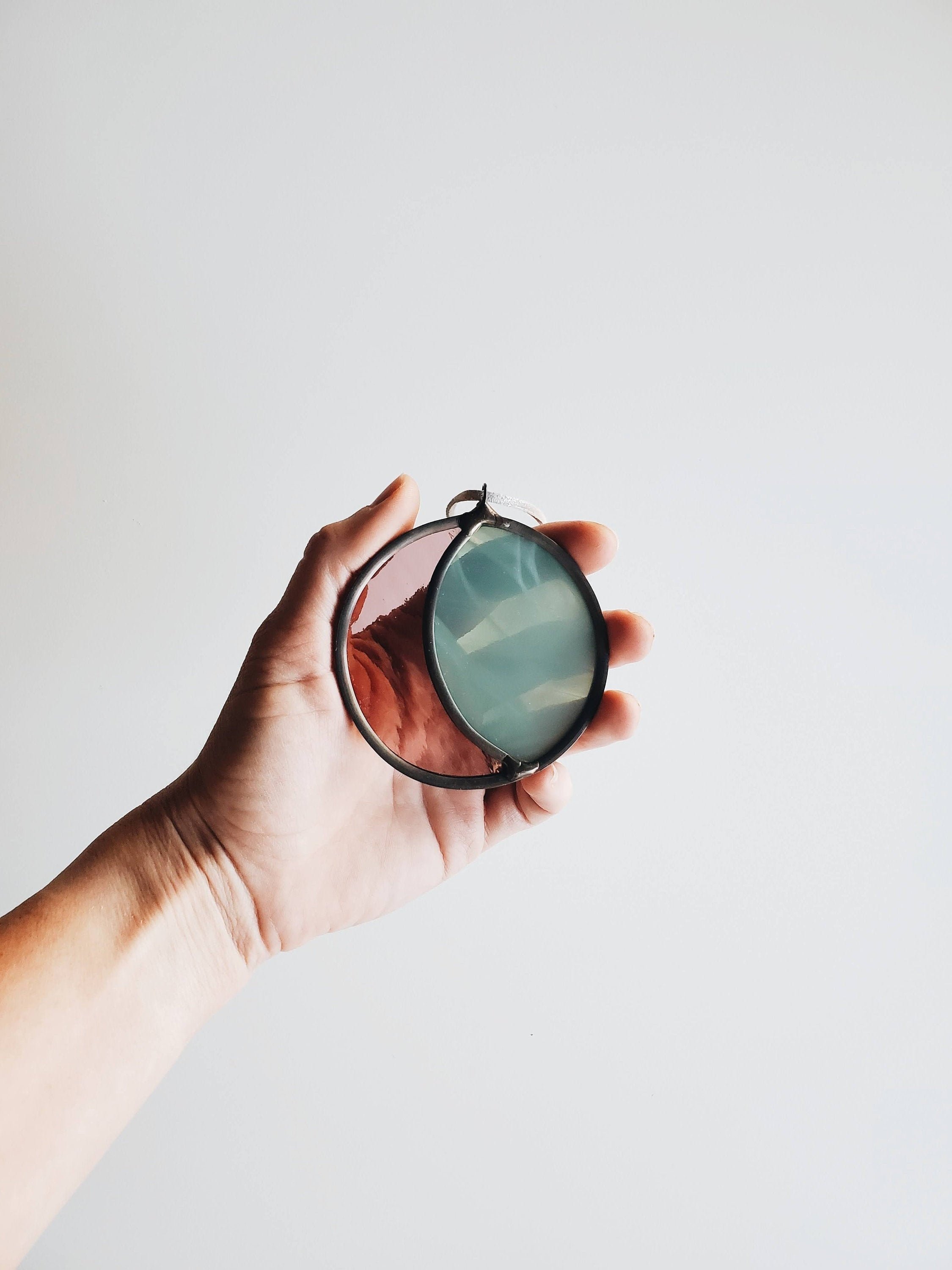 https://i.etsystatic.com/13980893/r/il/6d3992/2957179887/il_fullxfull.2957179887_holc.jpg