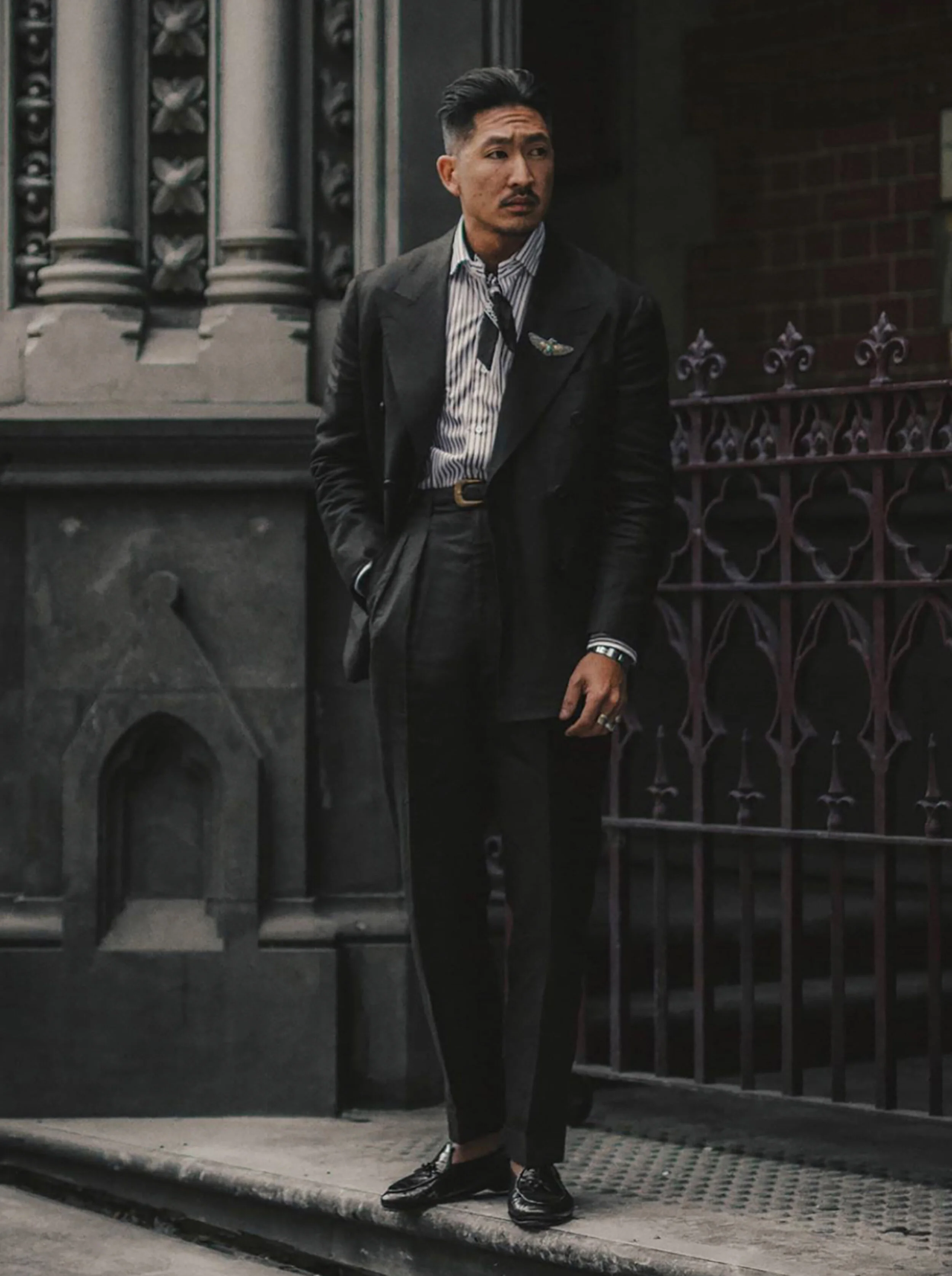 black linen jacket outfit 2.jpg