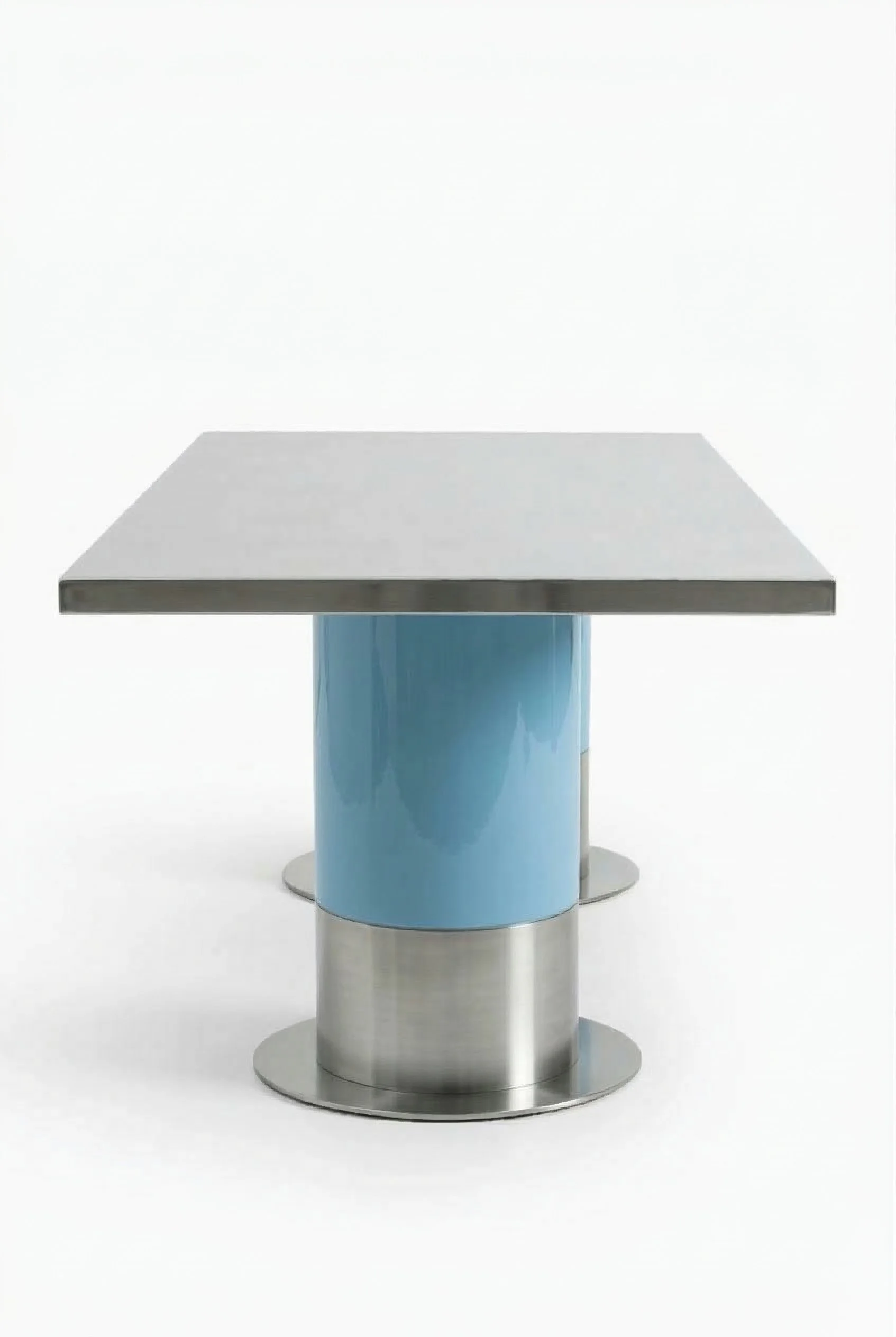 SALOMON diner table side inox:ciel .jpg