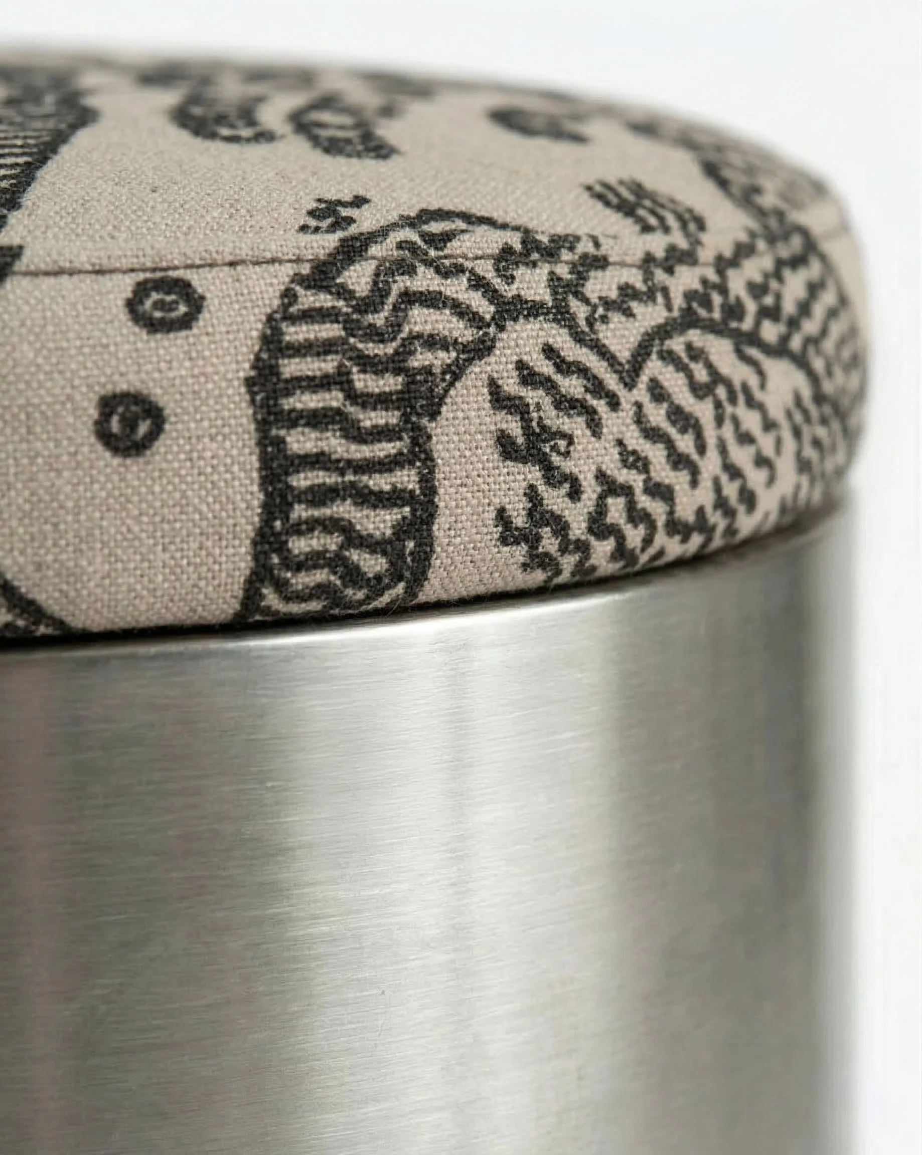 SILO tabouret inox& dedar zoomBACCARIS.jpg