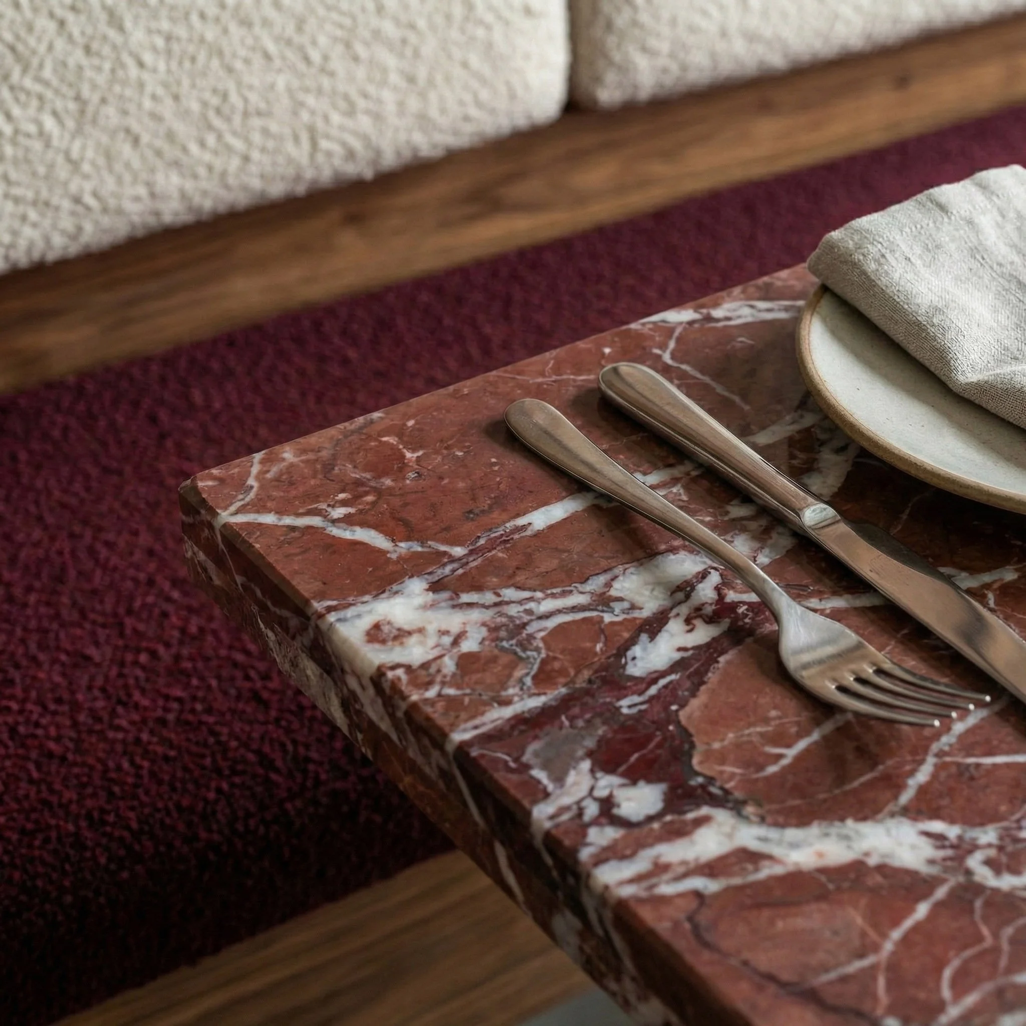 Zoom table marbre comité hd BACCARIS copie.jpg