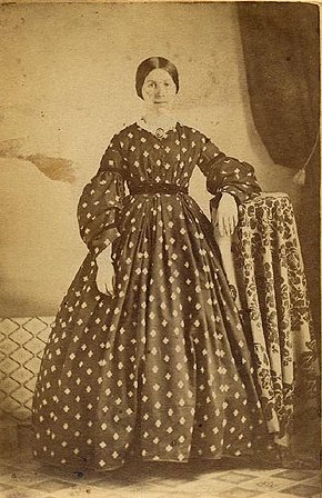 1850s dress
