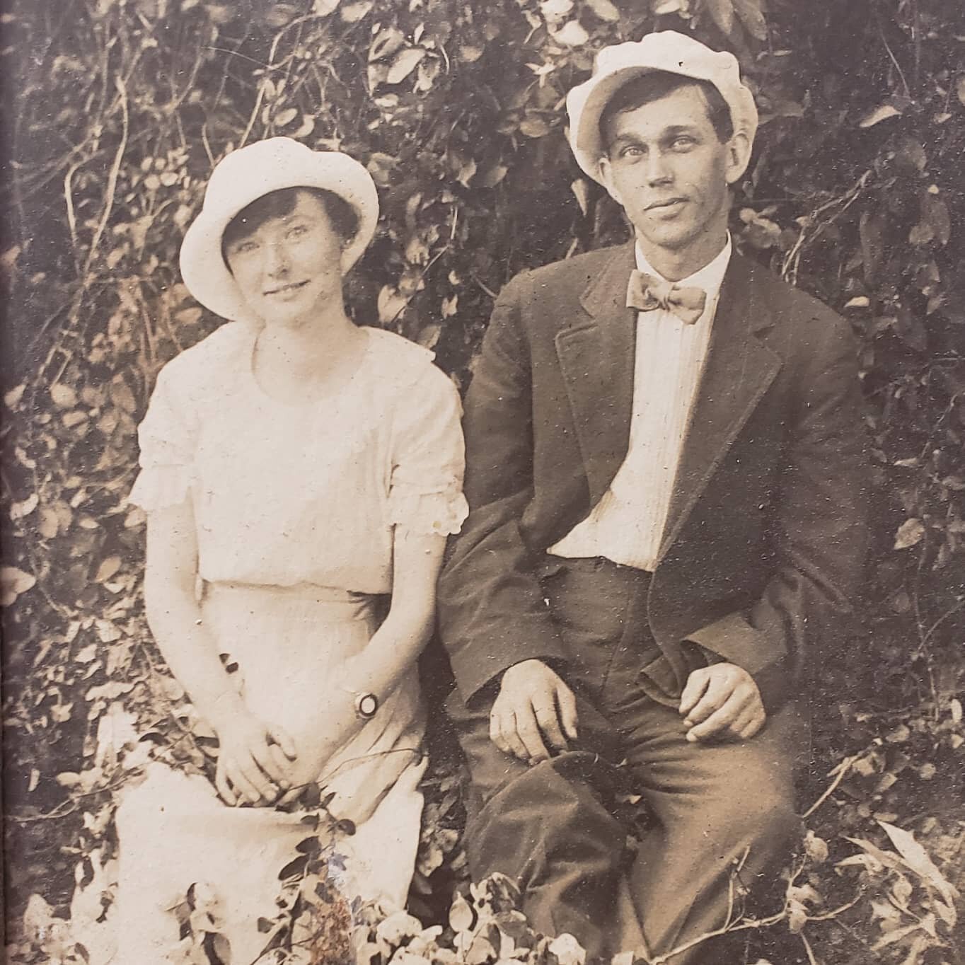 It's #FamilyPhotoFriday, and here are my husband's maternal great-grandparents, circa 1920. I just love that they are basically posing in the rose bramble. When my hubby was in his early 20s, he was a dead ringer for his great-grandfather. People use