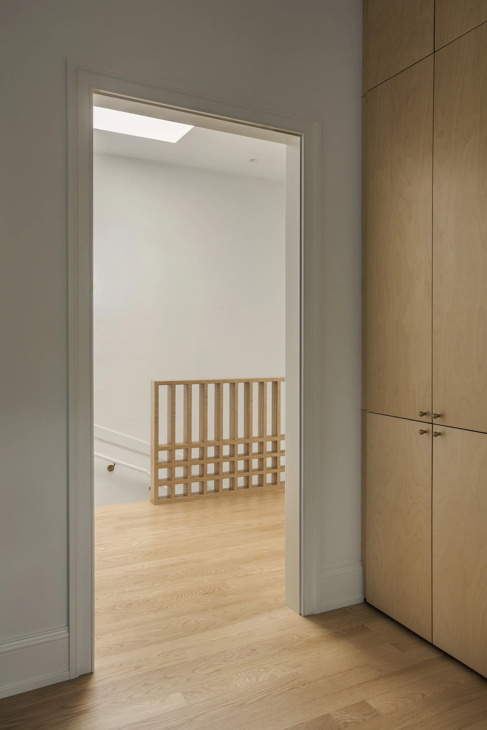 foyer 1.jpg
