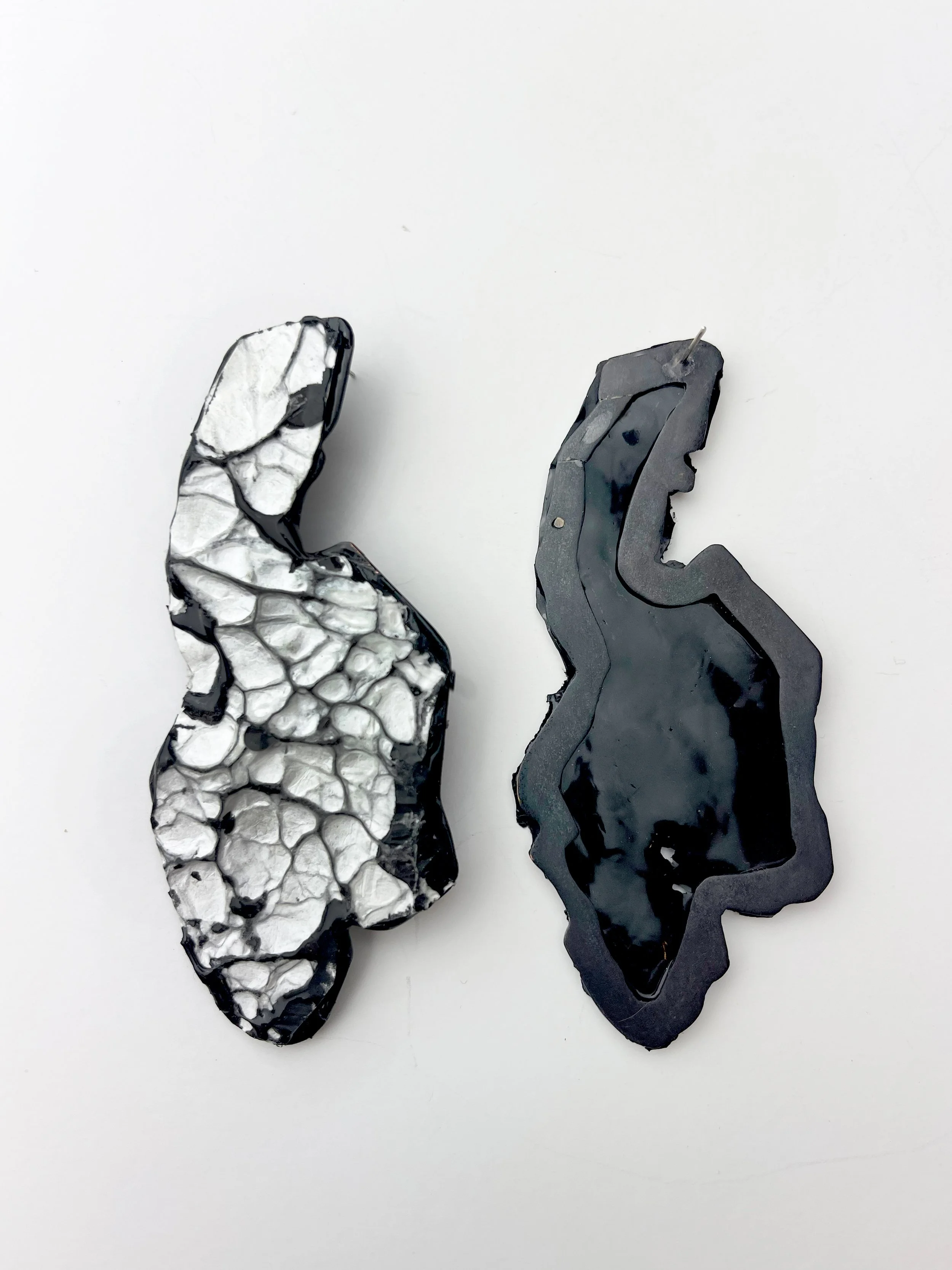SHOP_EINAT COHEN_BOLD TEXTURED EARRINGS4.jpg