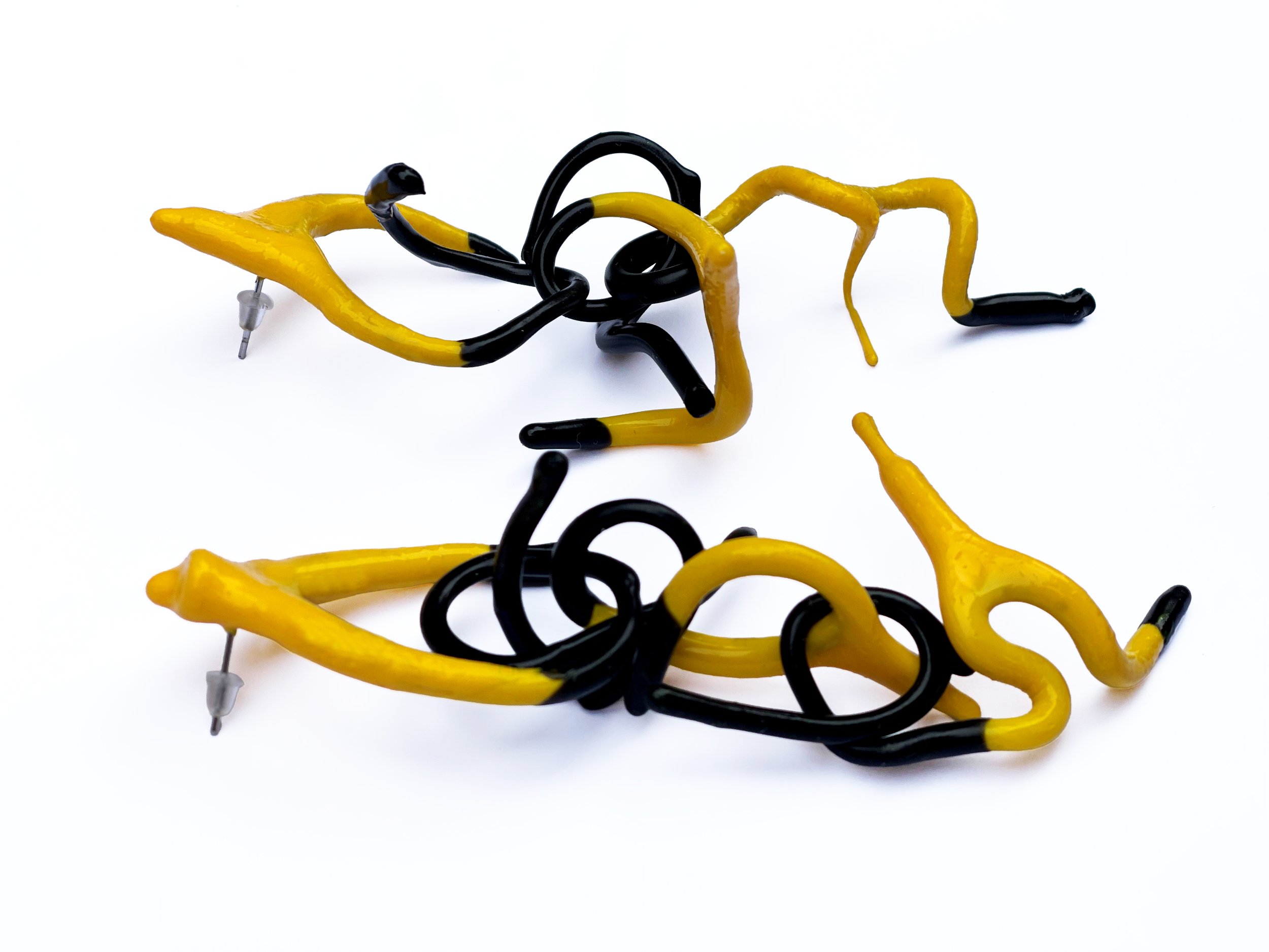 rubber line earrings_cohen_einat 2.jpg
