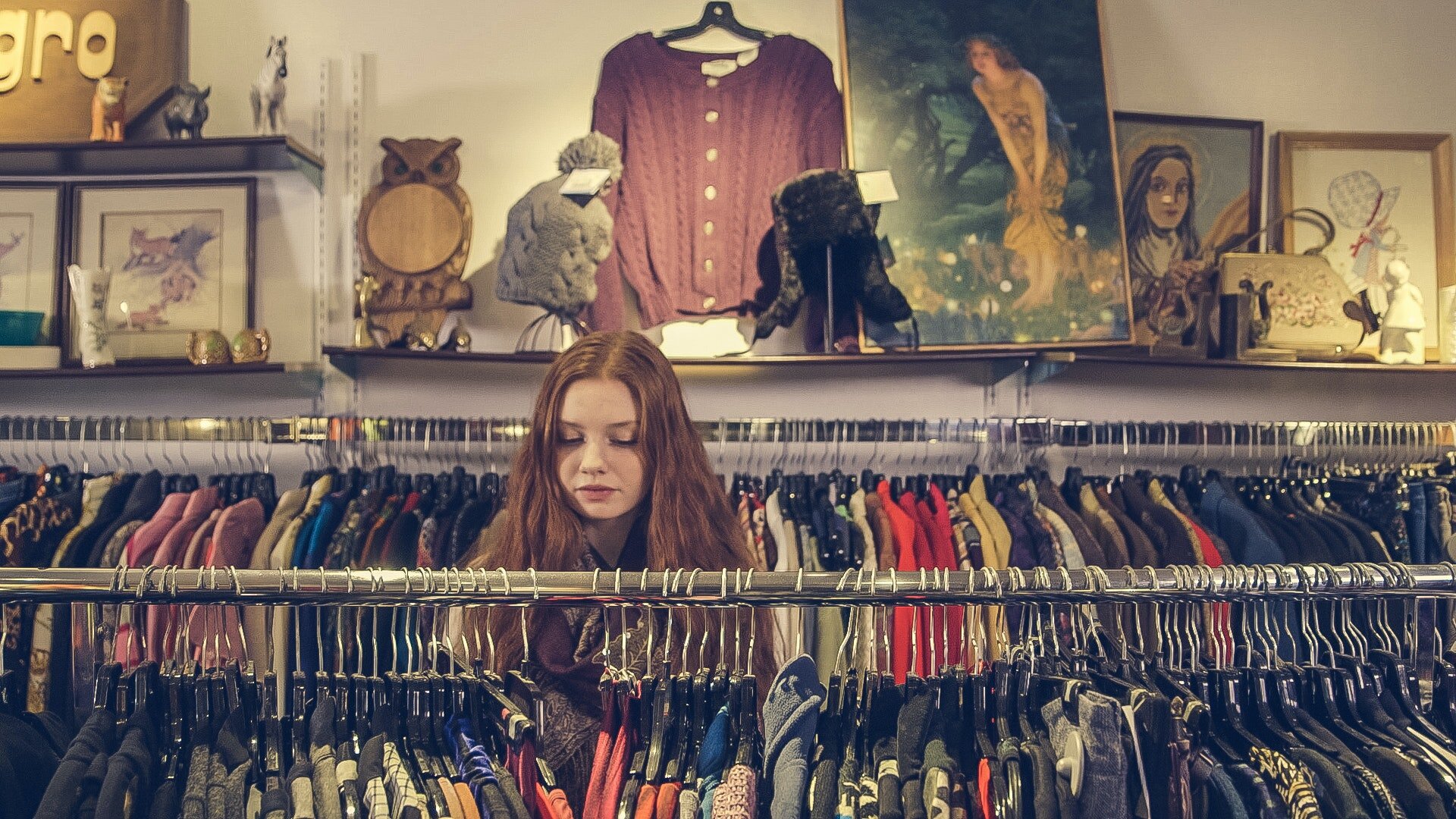 ARTE Re: Second-hand Fashion – The Luxury Business of Used Clothing
