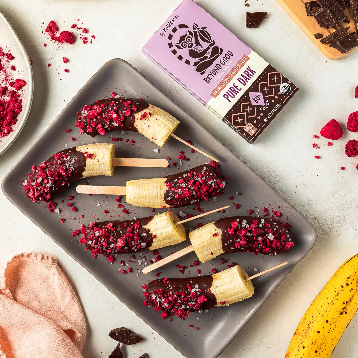 Frozen Chocolate-Covered Banana Pops 