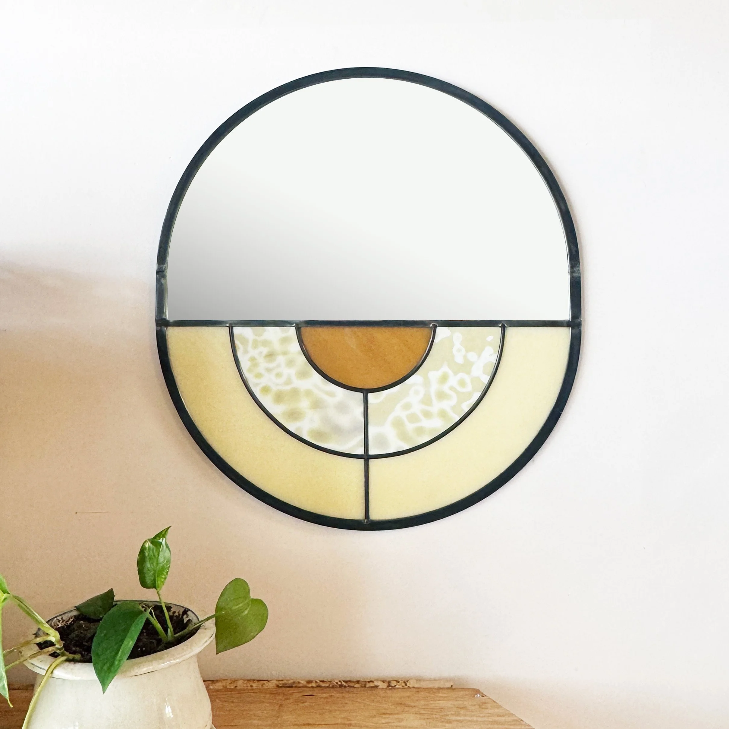 mirror (mottled vanilla)