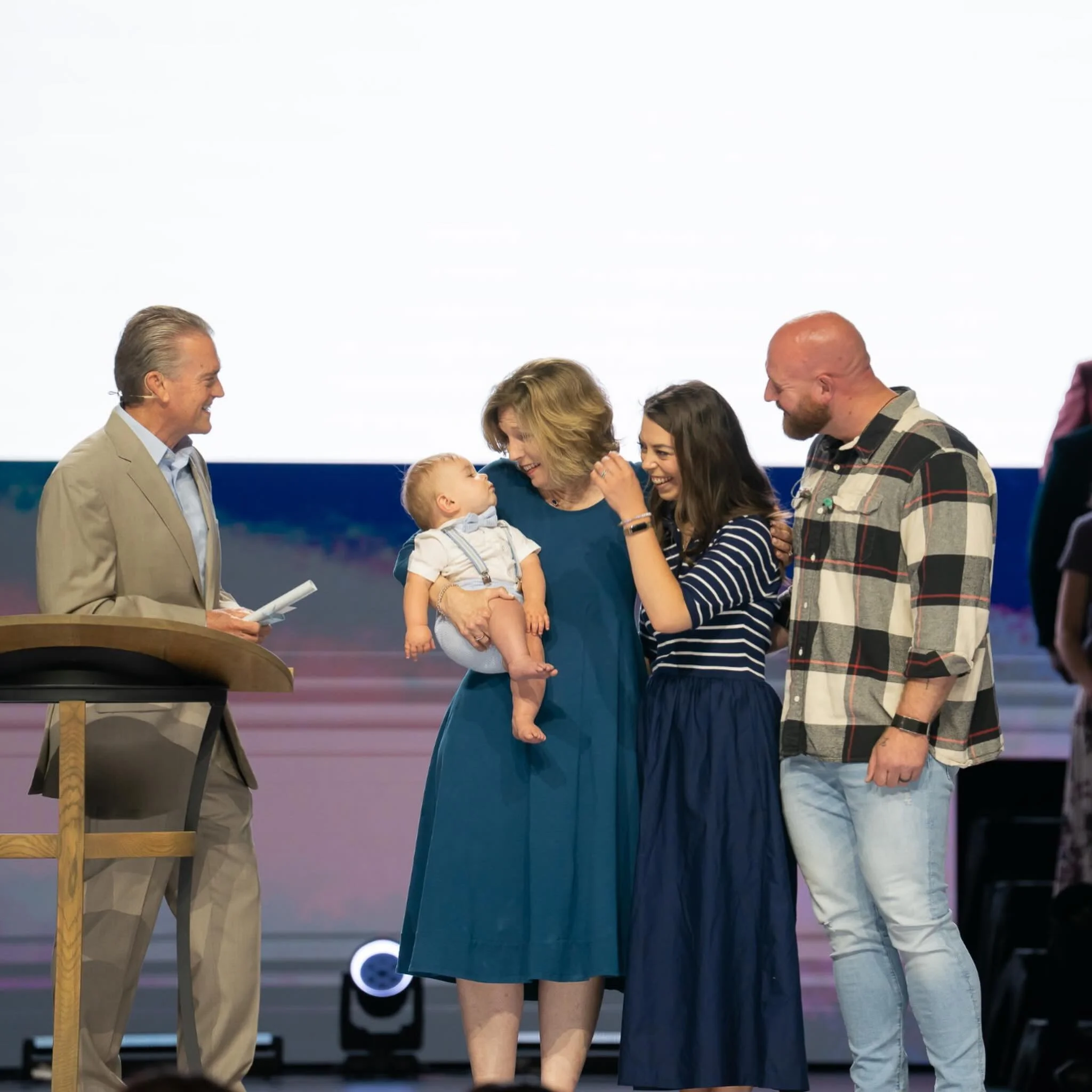 What a fun and exciting day for our family as Ali and I dedicated Banks&rsquo; life to the Lord ❤️ it definitely made Ali&rsquo;s first Mother&rsquo;s Day extra special. Beyond thankful for the wife and mother she is and will continue to be.
.
Glad m