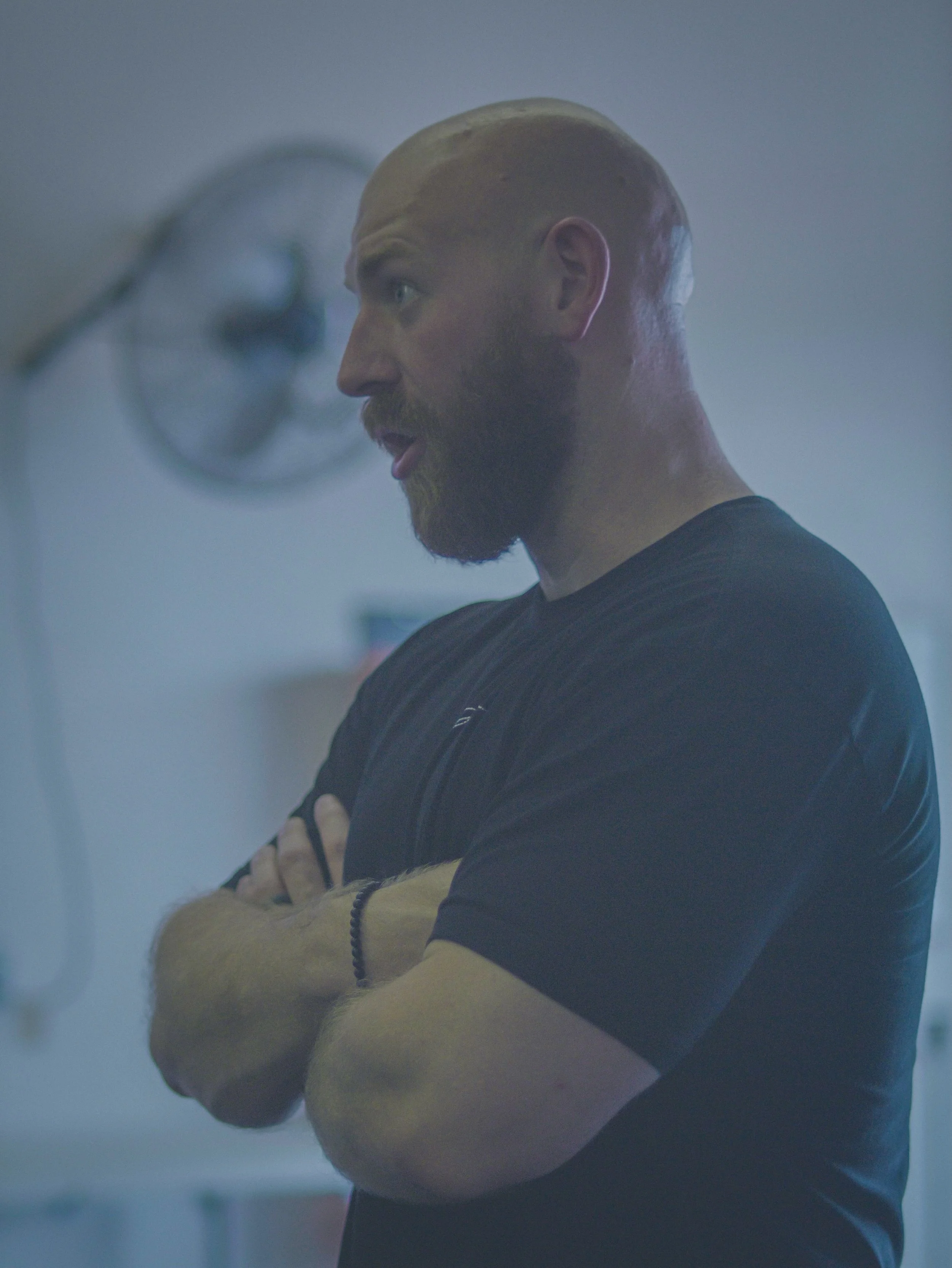 The face I make when it&rsquo;s 2026 and people still say&hellip;
.
.
&rdquo;I don&rsquo;t want to lift weights. It&rsquo;s gonna make me bulky.&rdquo;
.
&ldquo;Why are you eating so much protein? Your body can&rsquo;t digest more than 20g at a time.