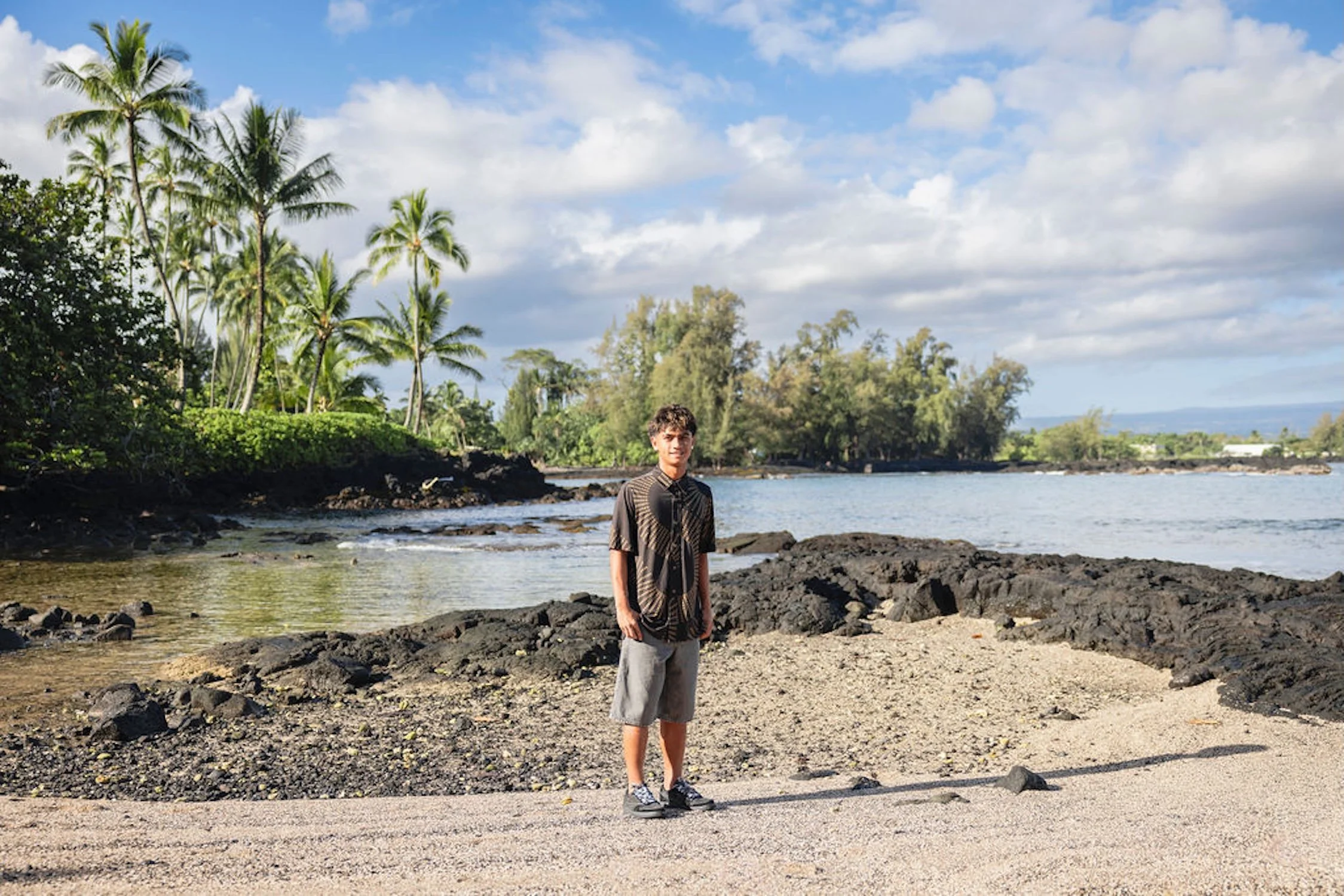 Hilo, Hawaii Senior Portraits - 1.jpg