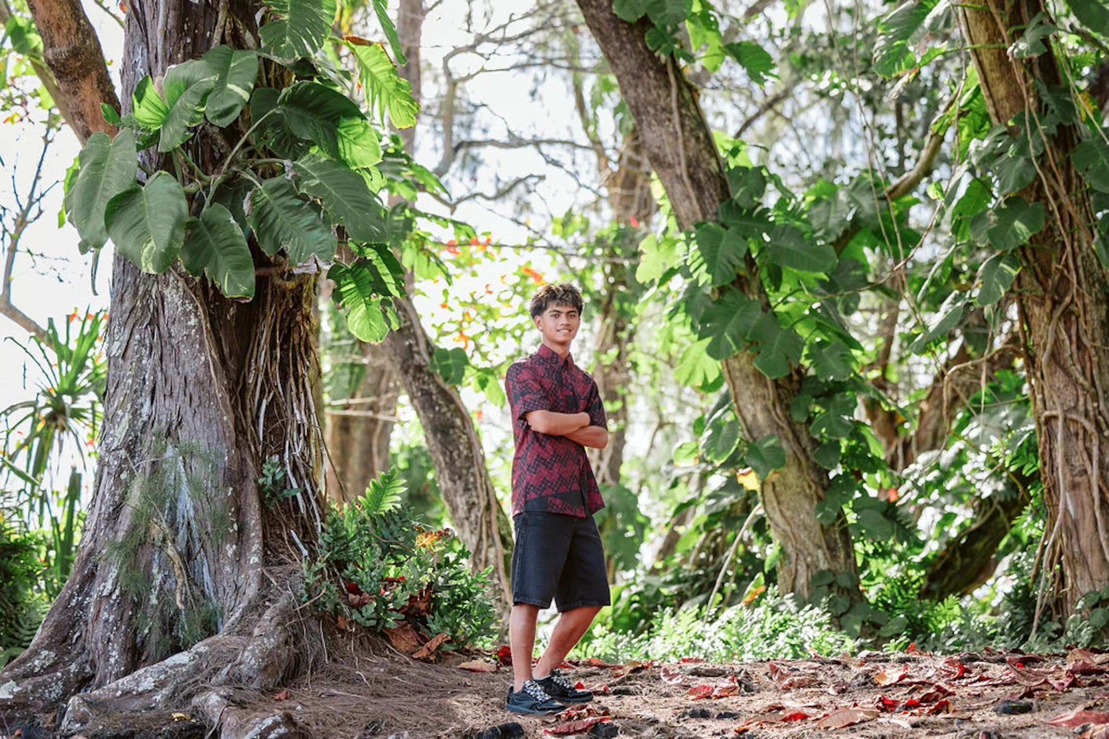 Hilo, Hawaii Senior Portraits - 7.jpg