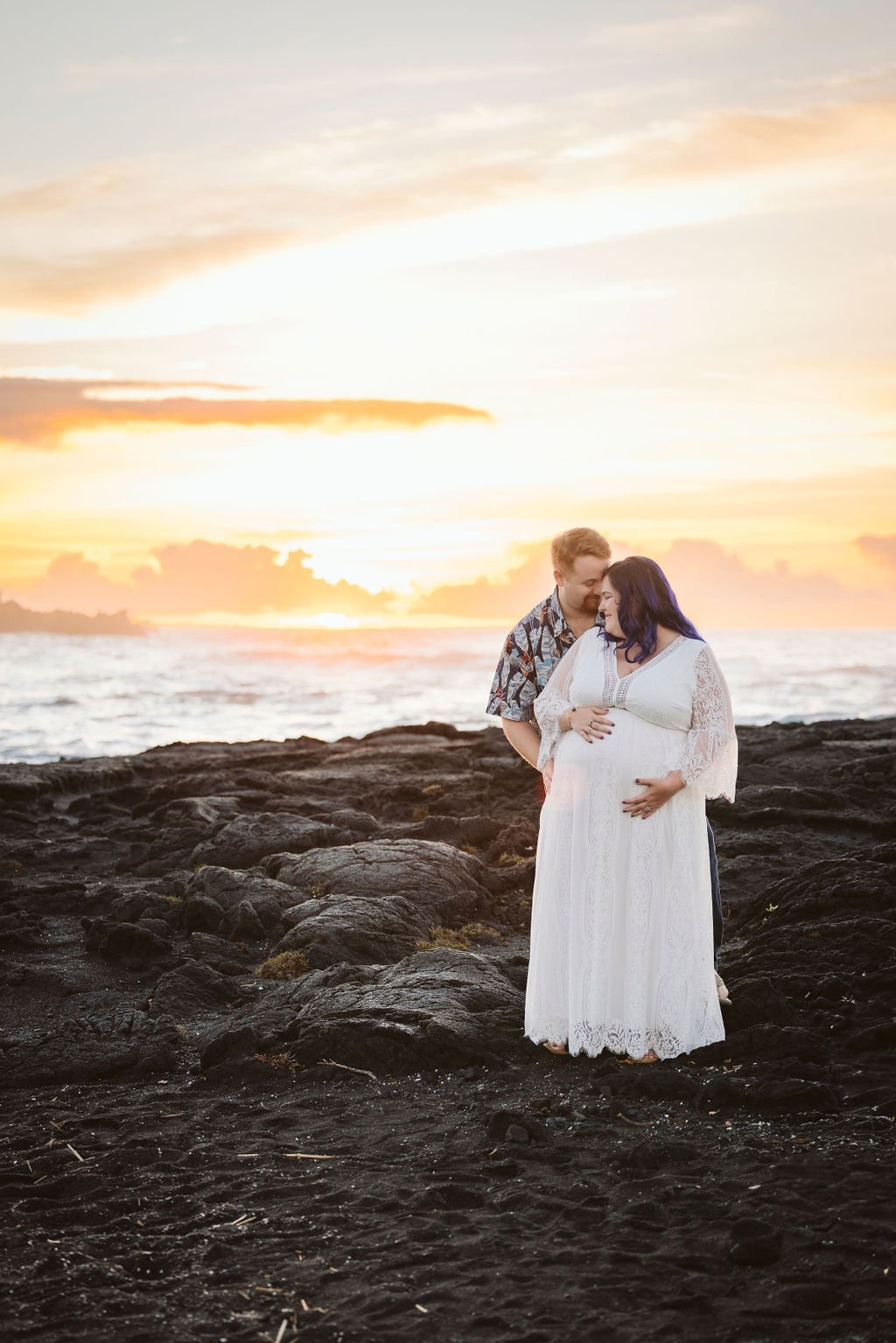 Punalu'u Black Sand Beach Maternity Session- Big Island, Hawaii- Anita Zamani Photography -19.jpg
