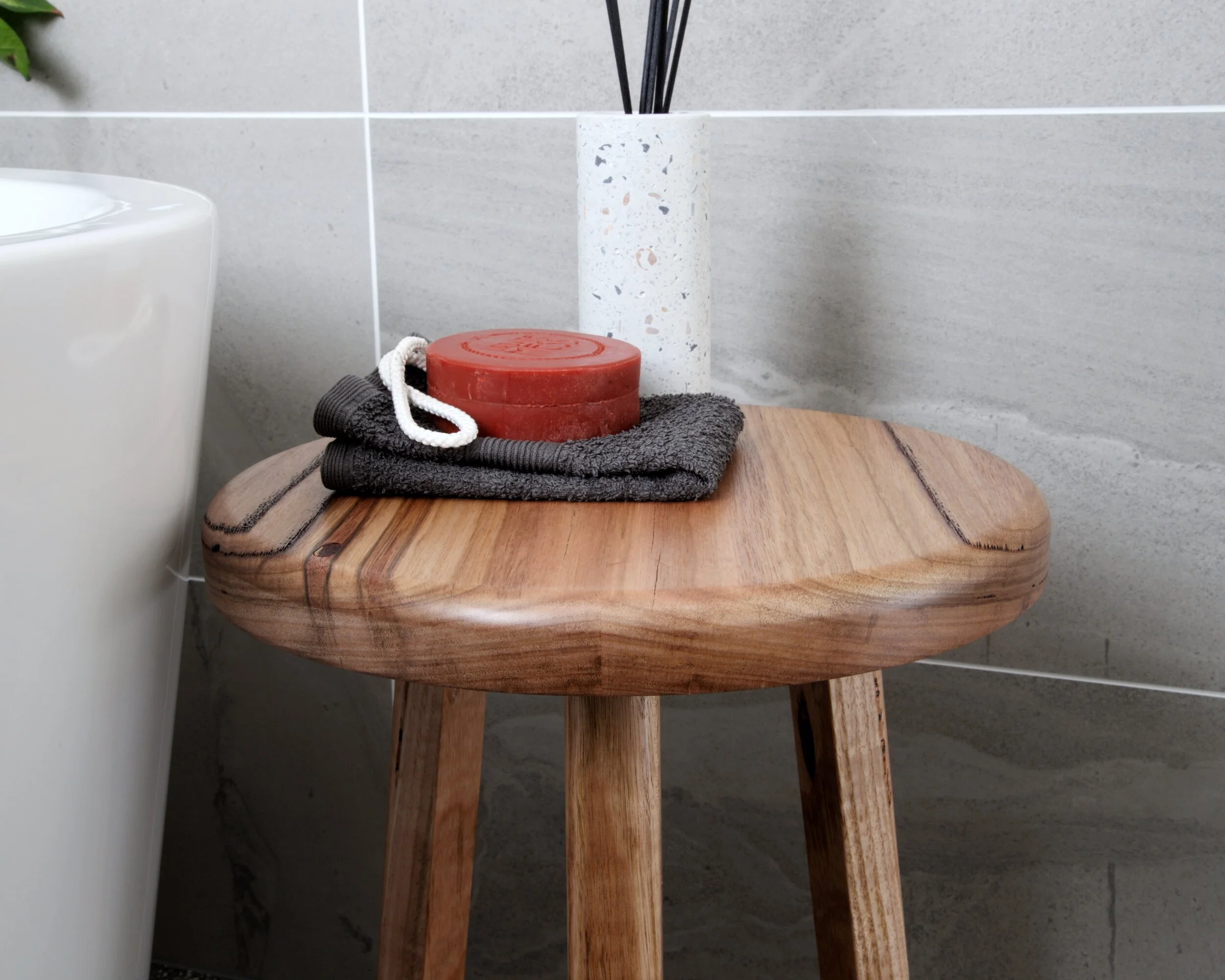 Round Side Table — Jemmervale Designs