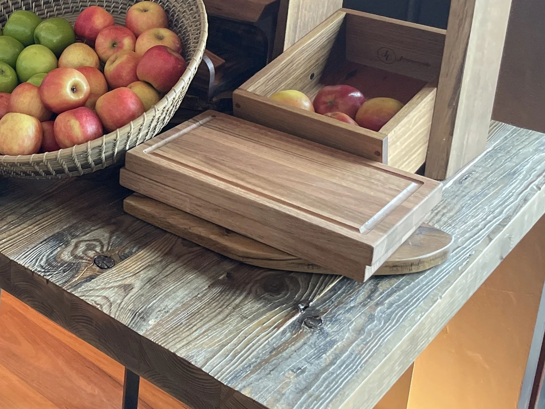 Chopping Boards in Recycled Australian Hardwood