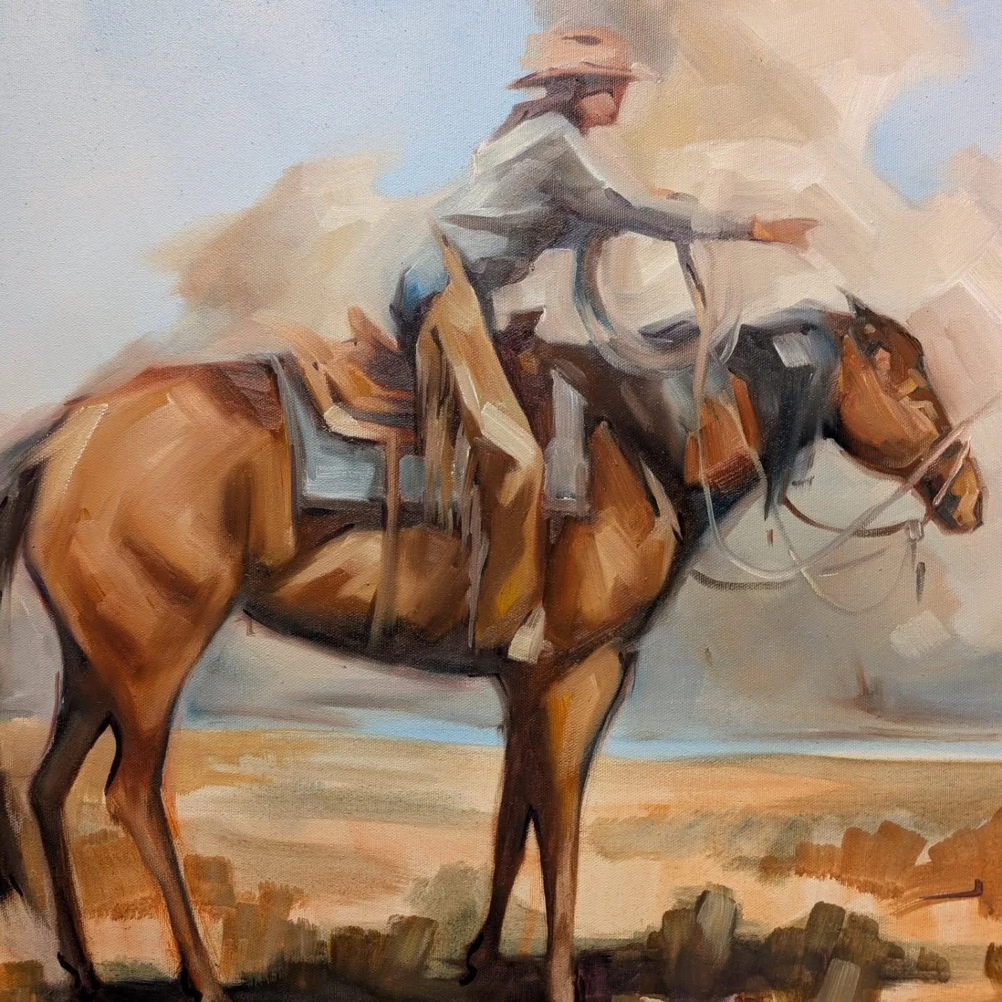 I feel in love with this grumpy little work horse ridden by @cross_iron_ranch_horses and photographed by @forest.land 

Some horses just seem to have a resting b!tch face and perhaps this is one. Or maybe he's just serious about his job, either way i