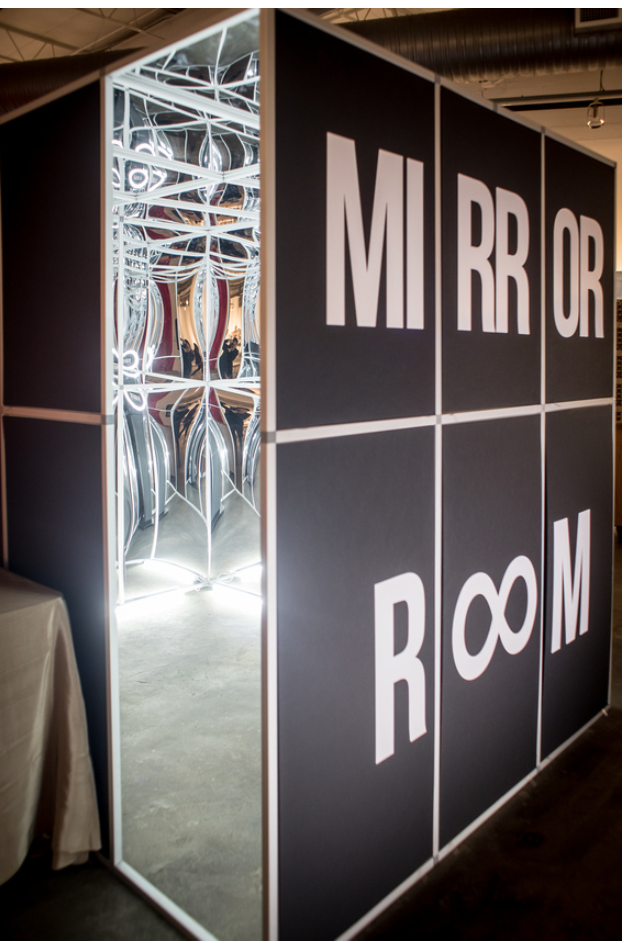 mirror room.png