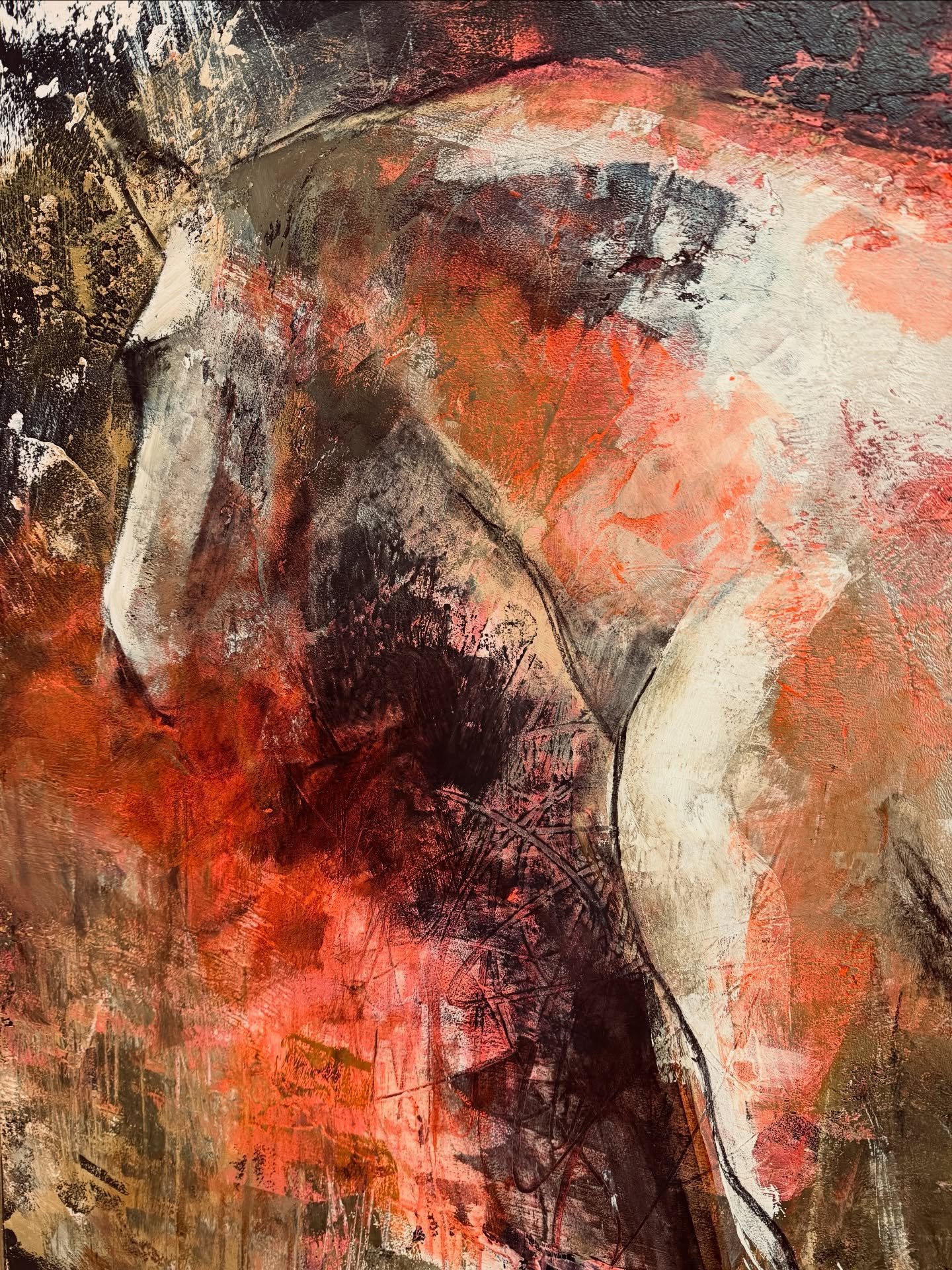 Always love the energy in these early layers ✨
This one has a story that is embedded in the marks of the painting. Can&rsquo;t wait to see where it ends up &hellip;

#workinprogess #artprogress #horsepainting #abstracthorse #equineart
