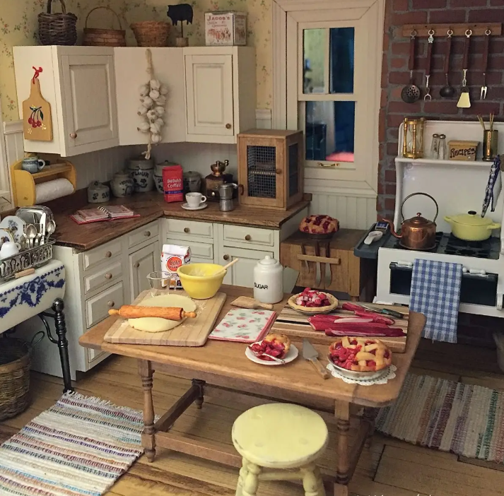 Making Miniatures 101: Furniture with Wooden Materials