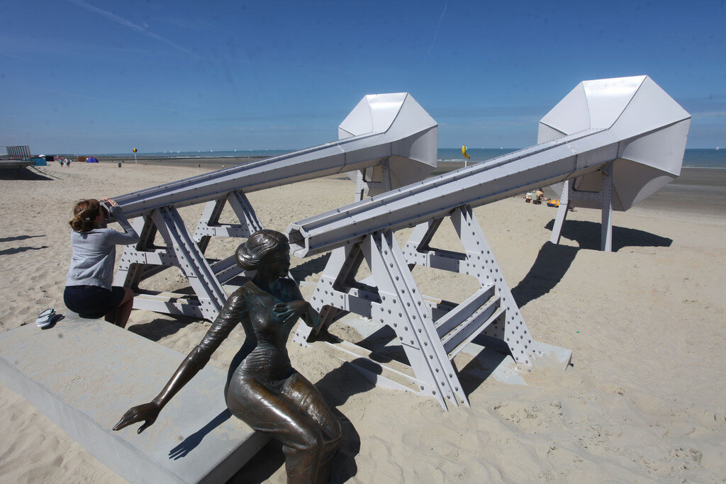 I CAN HEAR IT BRONZE FIGURE