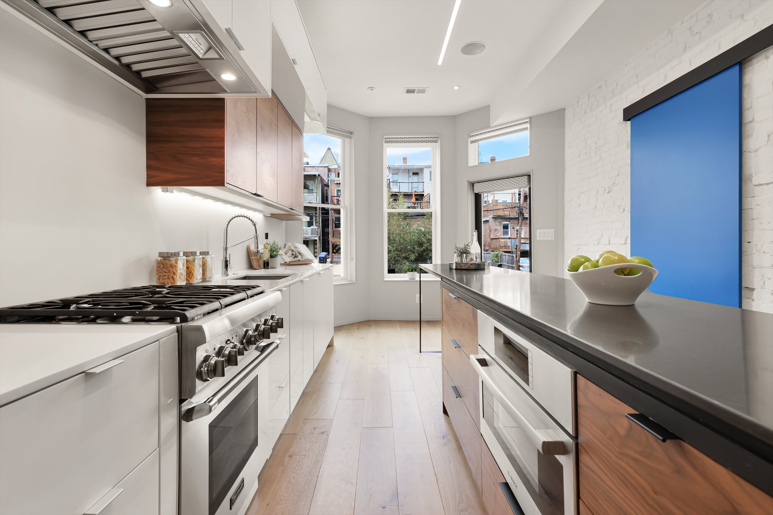 1215 Harvard St NW-0027.jpg