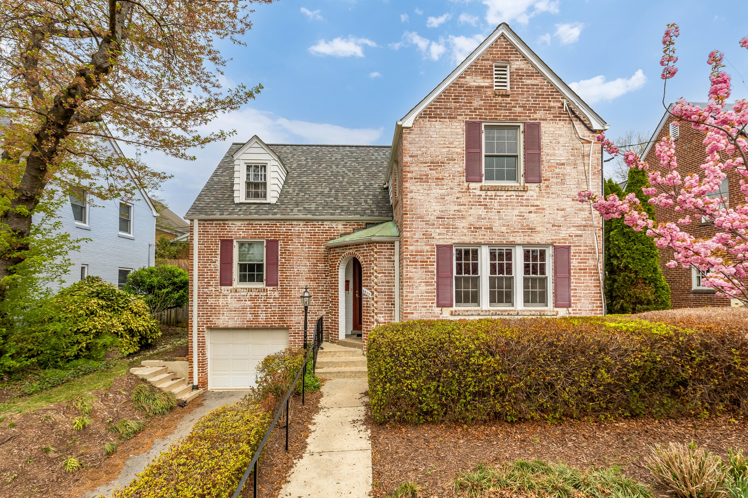 4809 Wellington Dr-0002.jpg