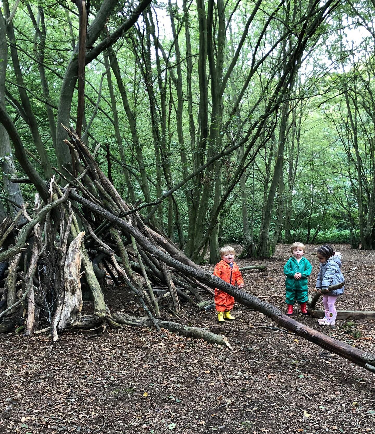 Keen for more den play? Grab your wellies (and a ticket!) and join us for next week&rsquo;s toddle in Sherrardspark Wood. 🌳 #trailtots

________________________________________________________

#natureplay #woodlandden #denbuilding #wgcmums #sherrar