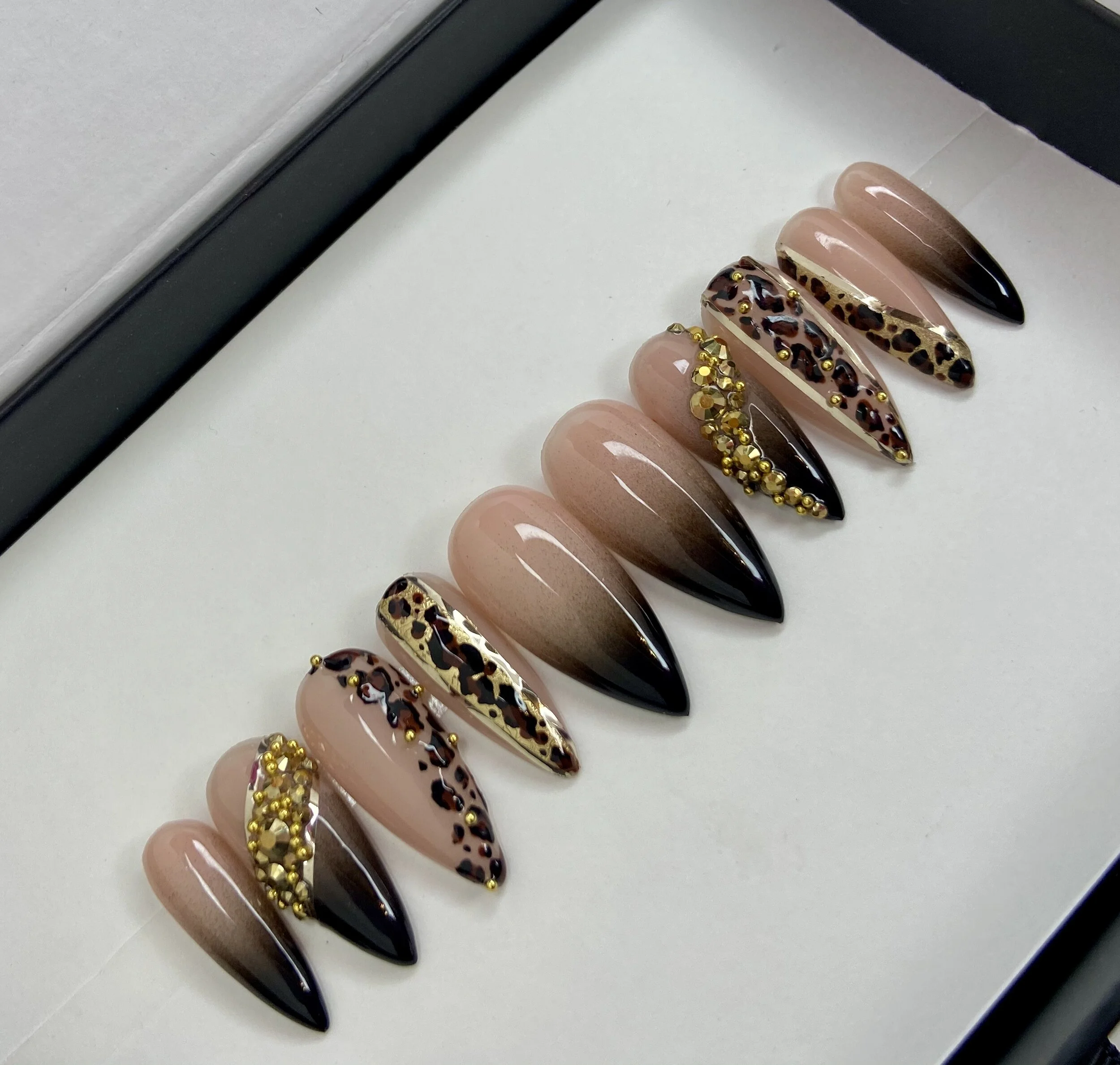 F6E22C49-ABB7-4599-B3F5-D9CFC52AE6FF