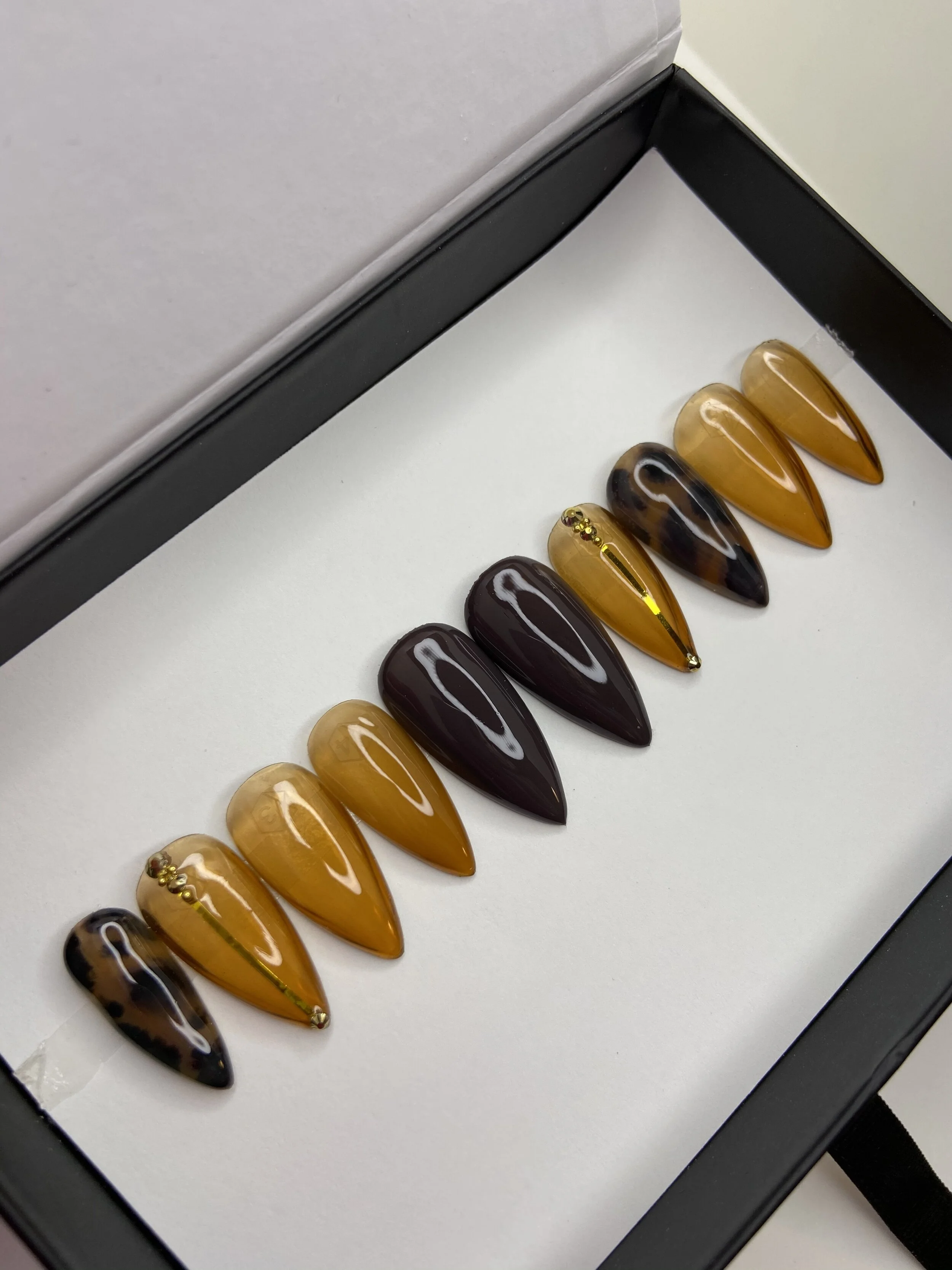 67F1EF3A-302B-40A0-AAB3-2CBE9A3D816B