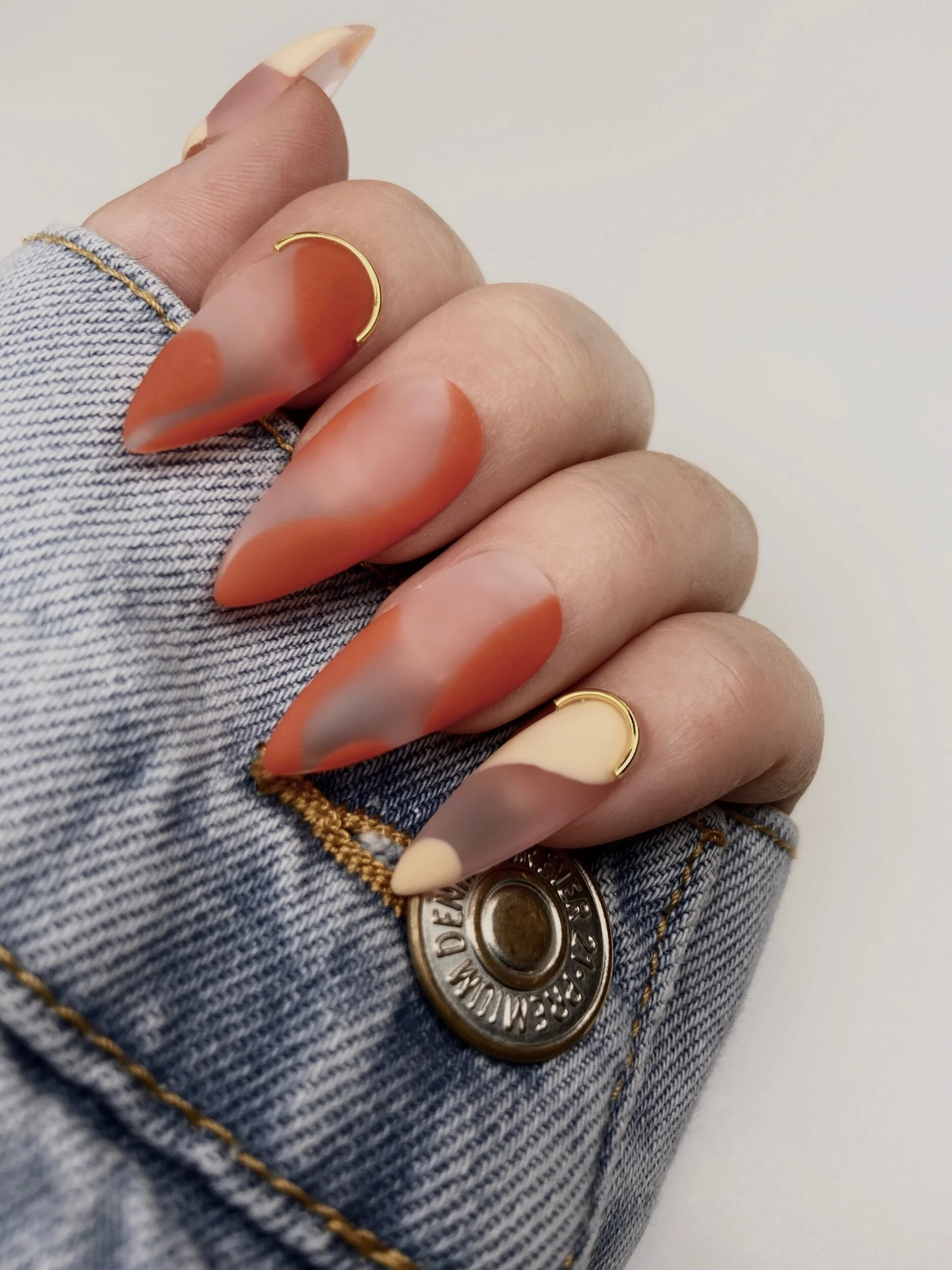 1A5FF3CF-B9A2-4B80-A716-13D746A6FA56