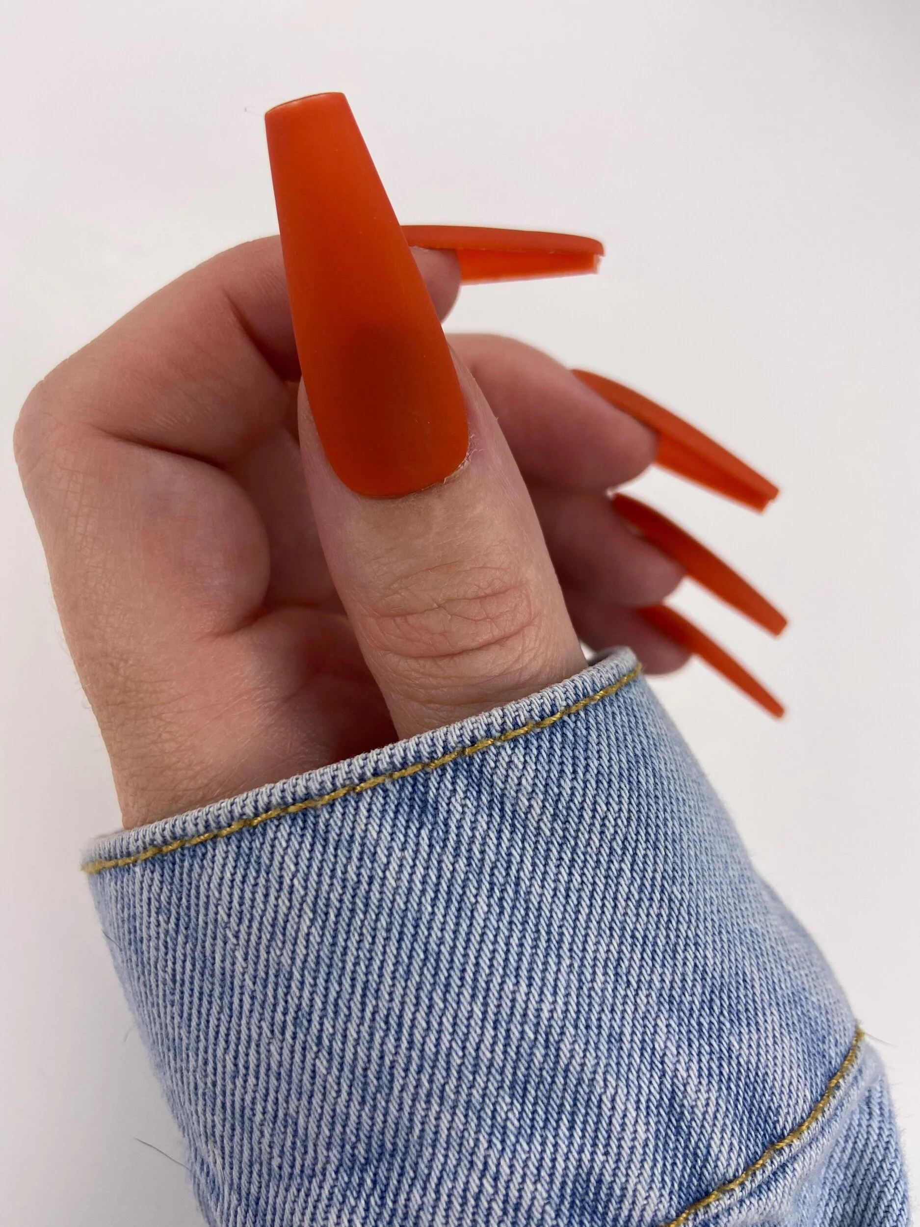 7D981BB4-8120-4314-84E7-EC37F2DDE012