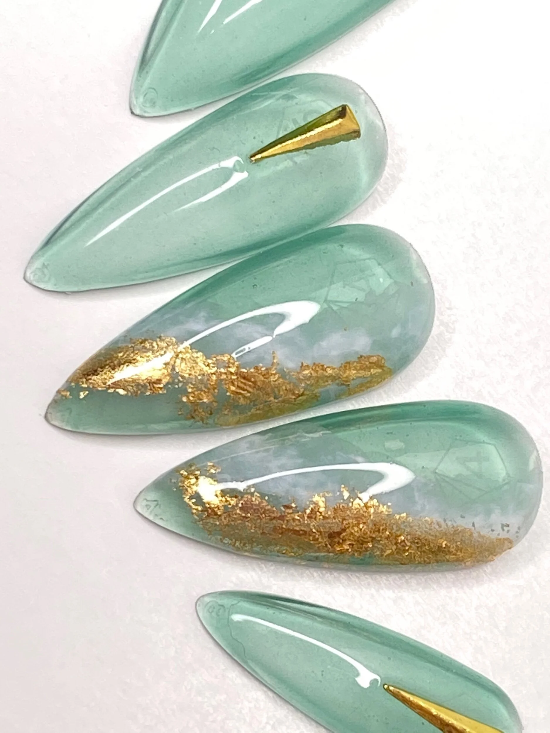 16AE360E-C025-4927-A9F5-C90AFE2655B0