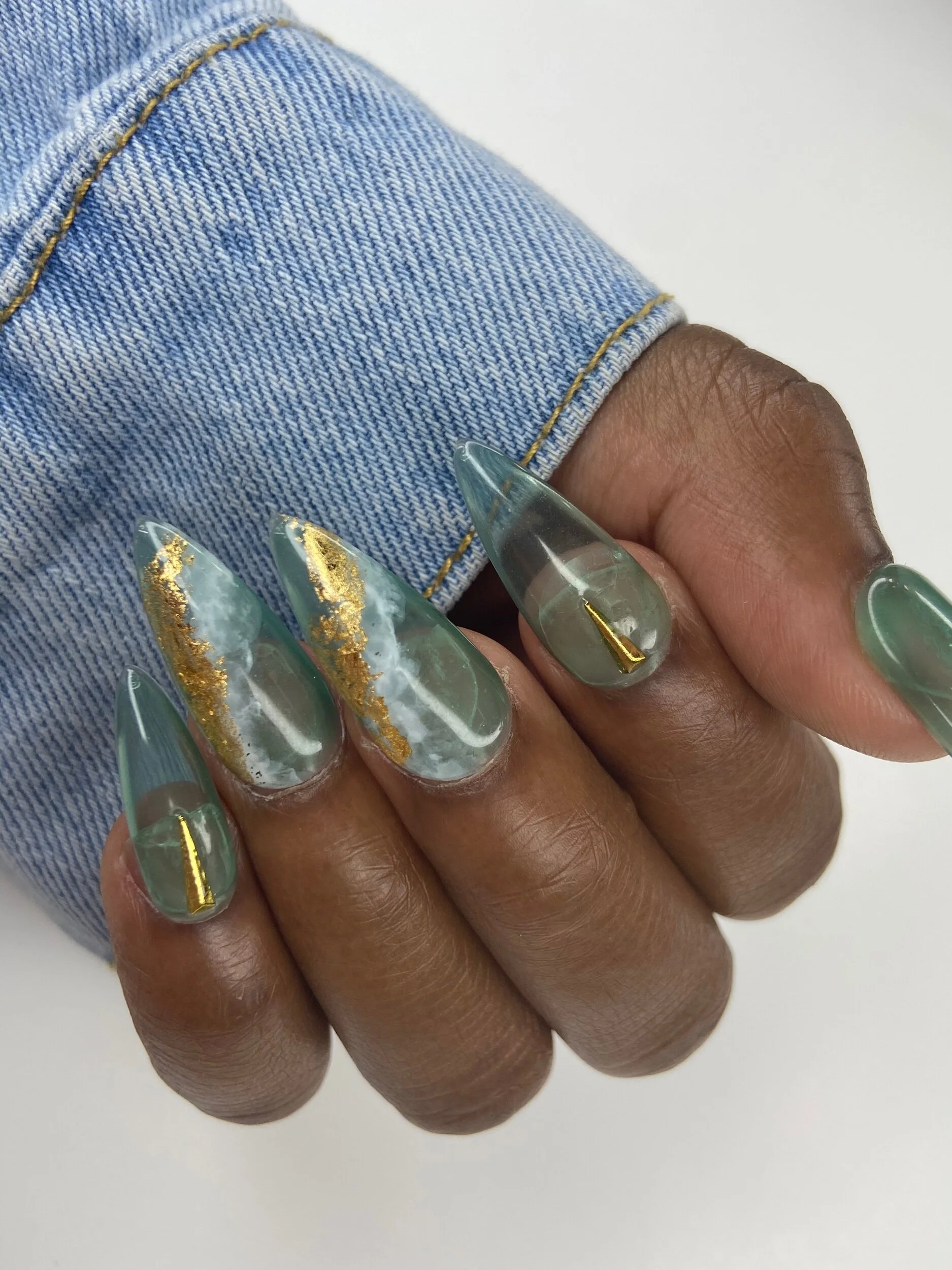 21B64A04-BB3F-483D-9BD6-1DB51463C874