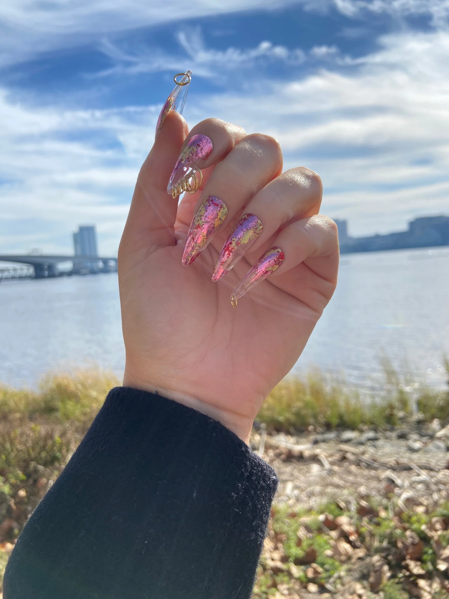 885B32C7-0518-409A-961B-5F7E77895AD3