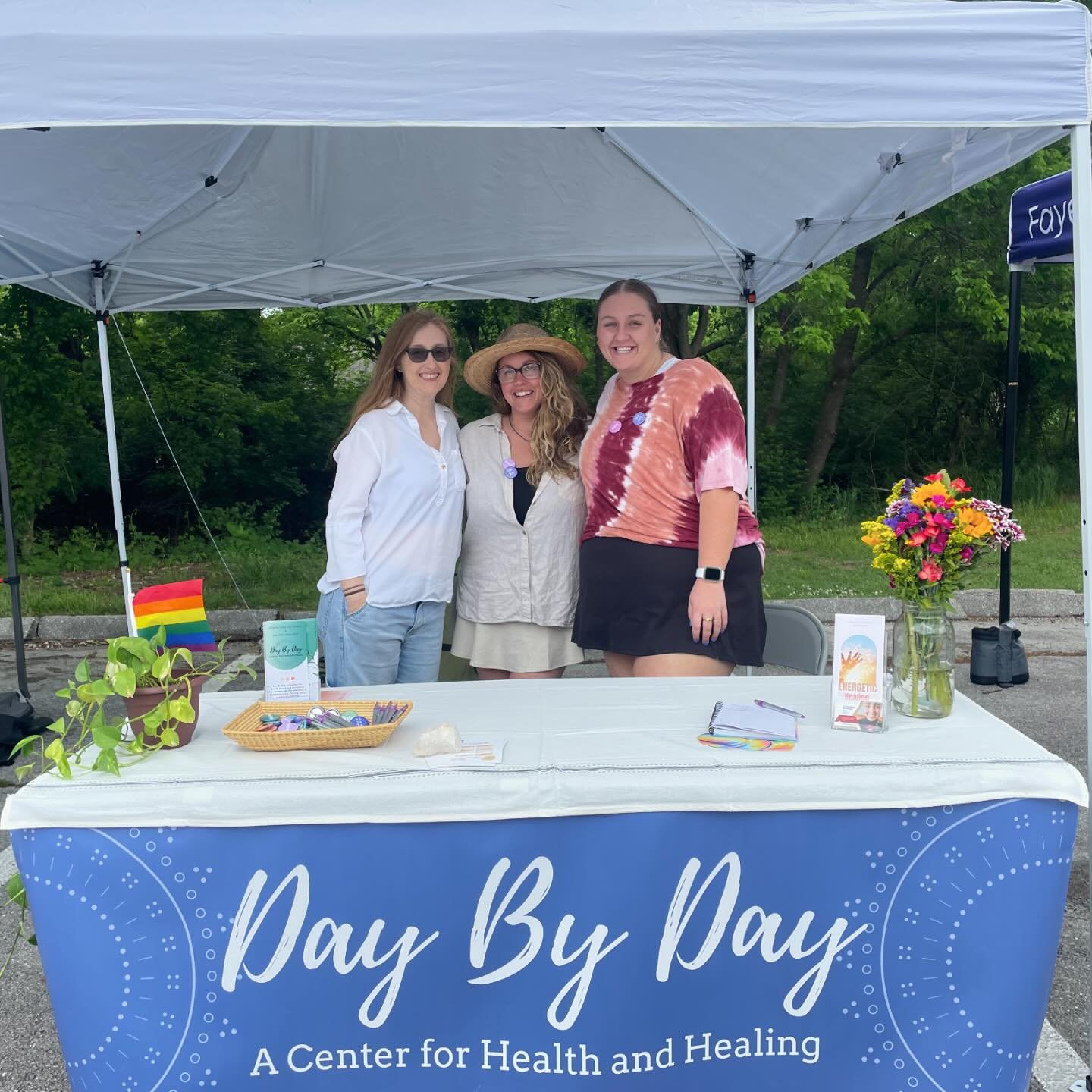 We had a great day at Walker Park on Saturday for the Paws Off event held by @nwacsa! This event raised awareness about sexual assault prevention and resources for adults who are survivors of sexual violence or harassment and their loved ones. 

It&r
