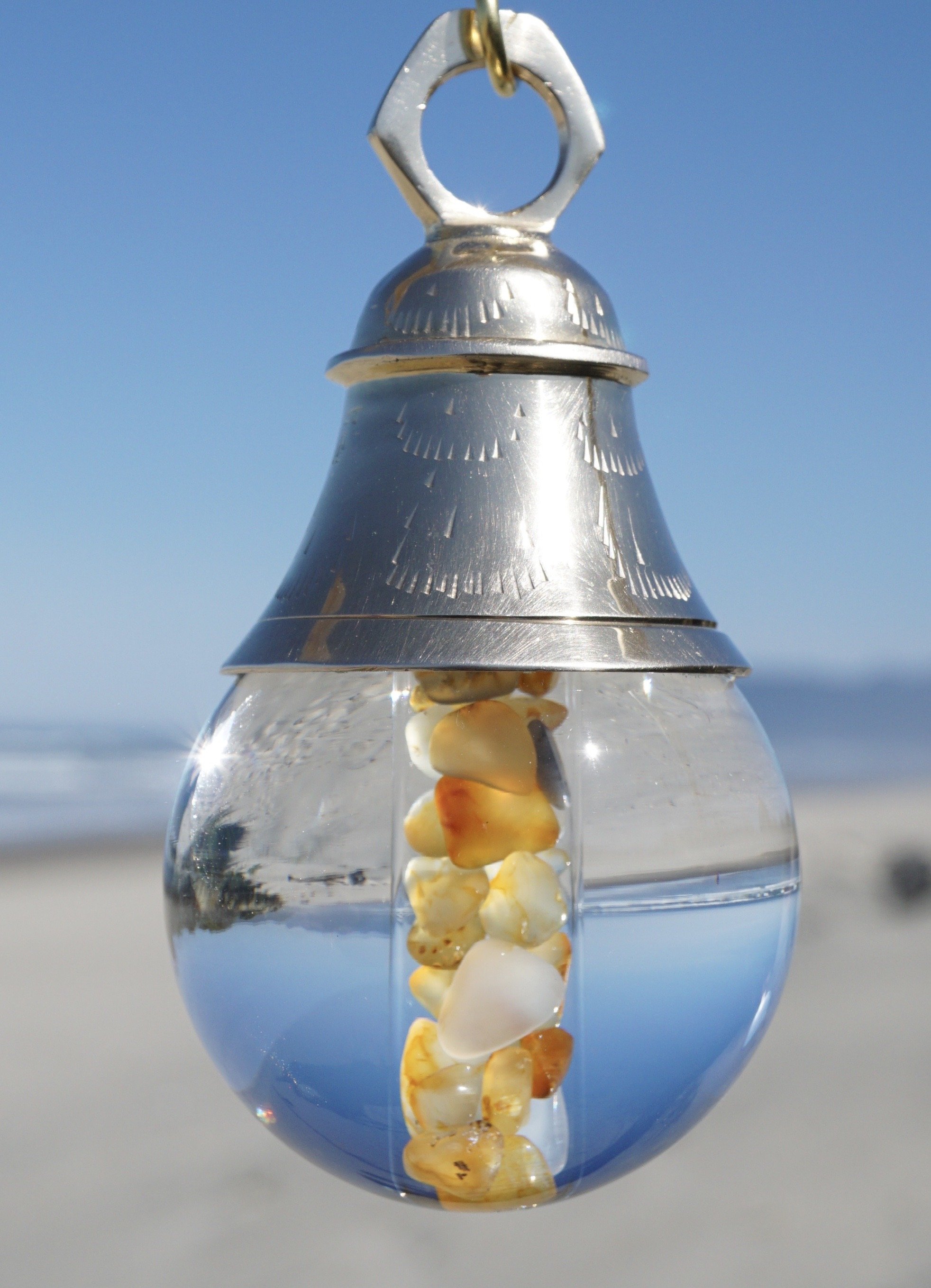 Vanity Bulb. Liberty Bell. Oregon Coast Agates.