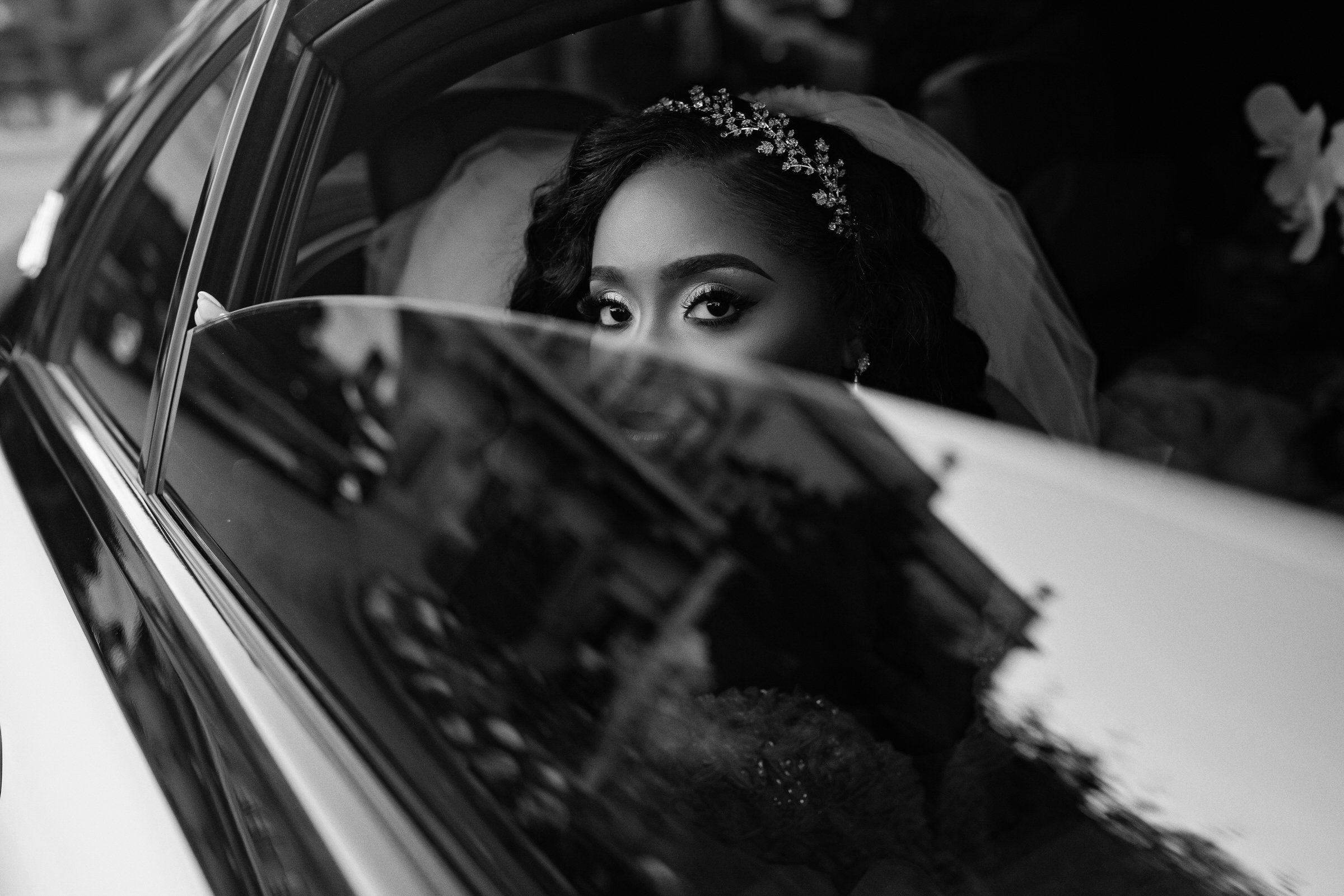 AlyssaandJonathan-173gray.jpg