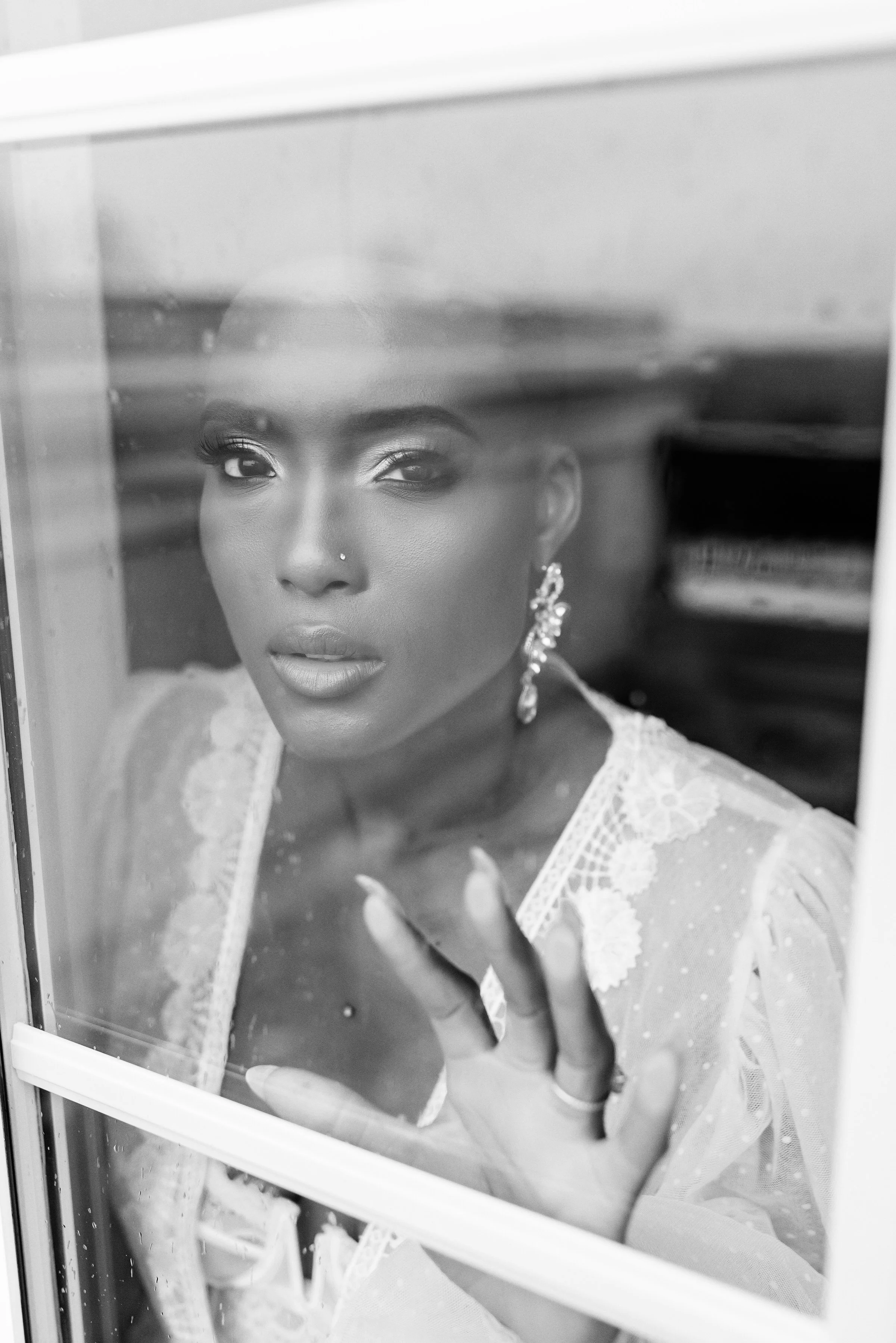 DeandraandByron-186gray.jpg
