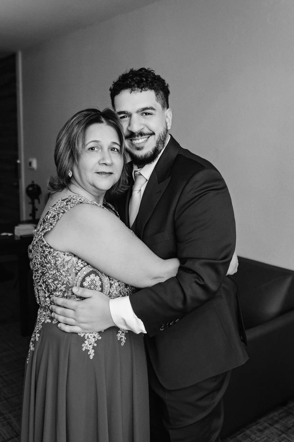 Karen&Frederick-18grey.jpg