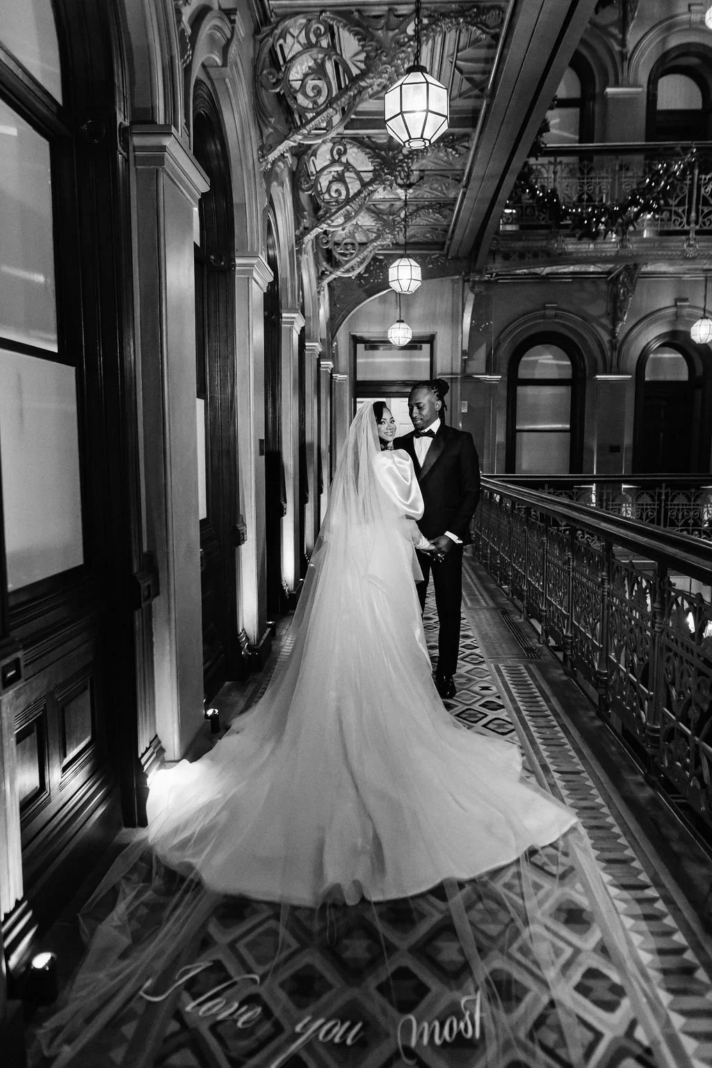 Diana&Jason-145grey.jpg