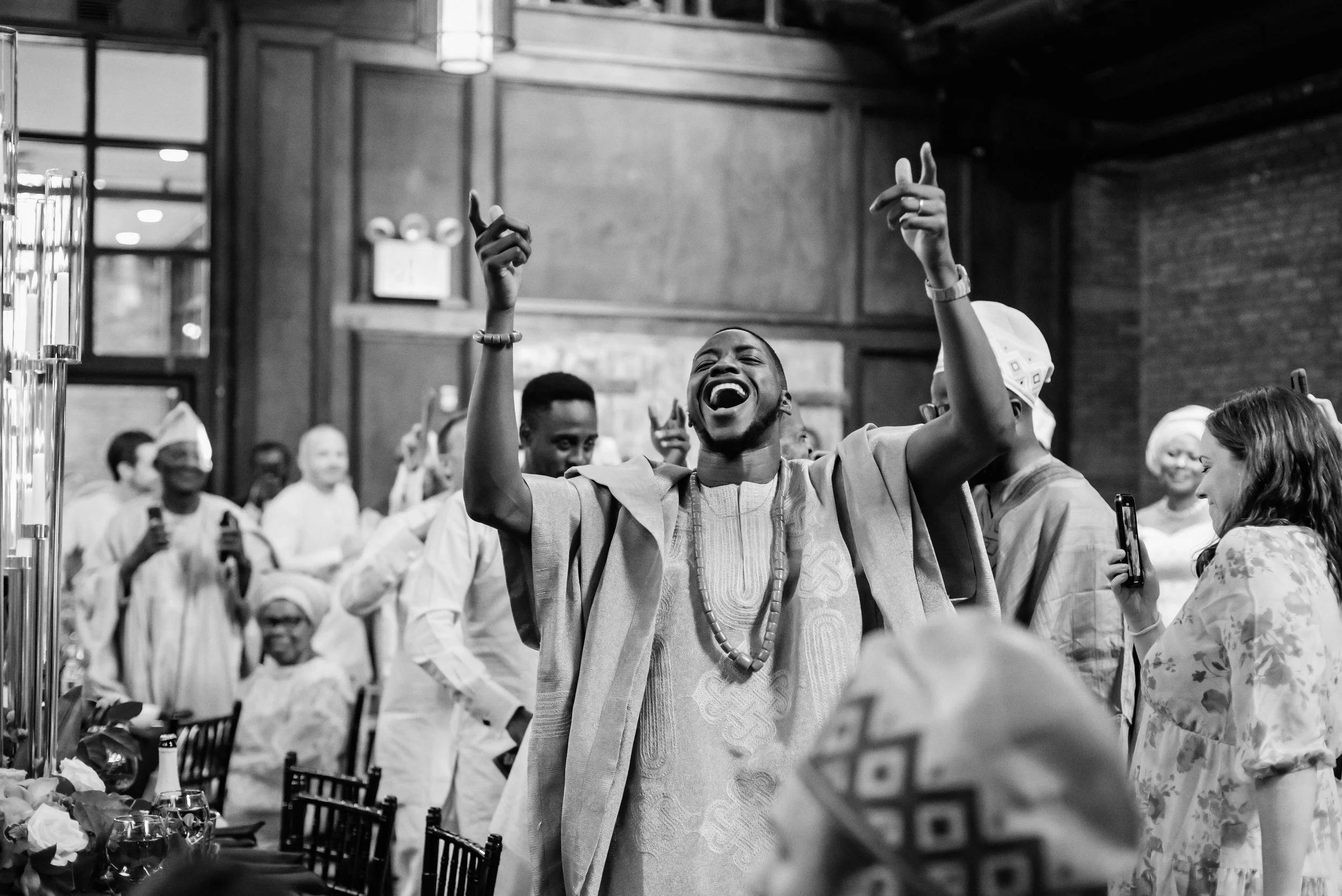 Wedding-photography-26 Bridge-BK Venues-Brooklyn-615gray.jpg