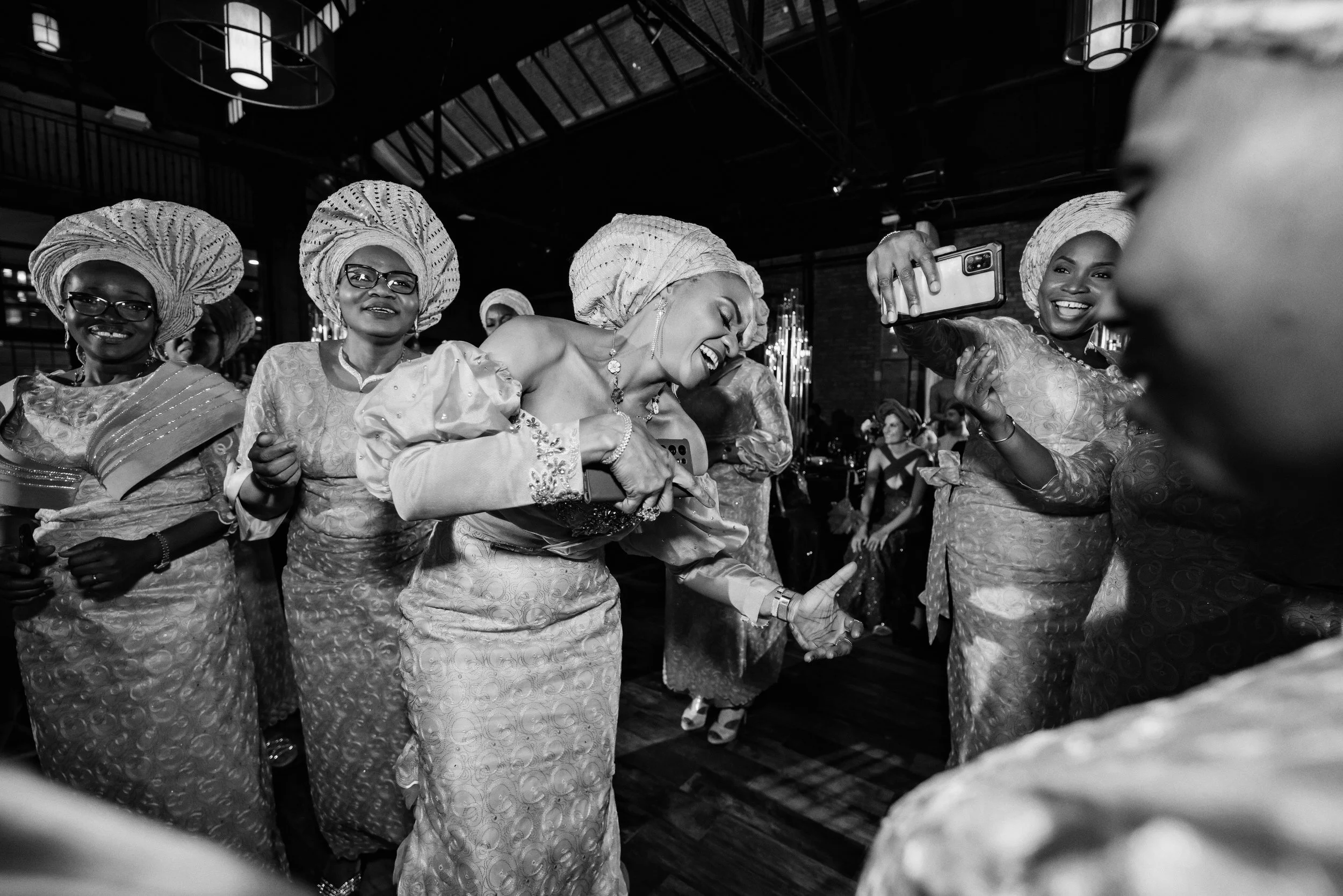 Wedding-photography-26 Bridge-BK Venues-Brooklyn-1014gray.jpg