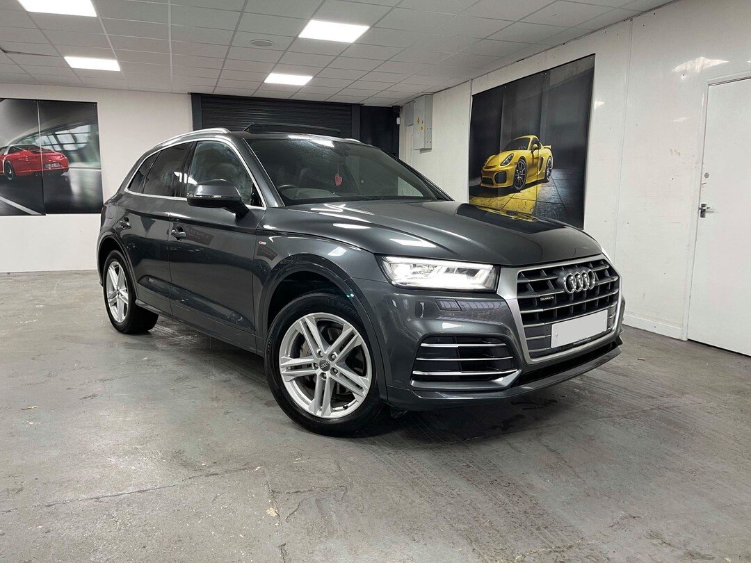 Audi Q5 2.0 T Quattro S Line Petrol Automatic with only 18,000 miles. Lots of extras including full glass opening panoramic roof with electric blind, Virtual cockpit, heated front seats, half leather/half alcantara seats, LED Headlights and tail ligh